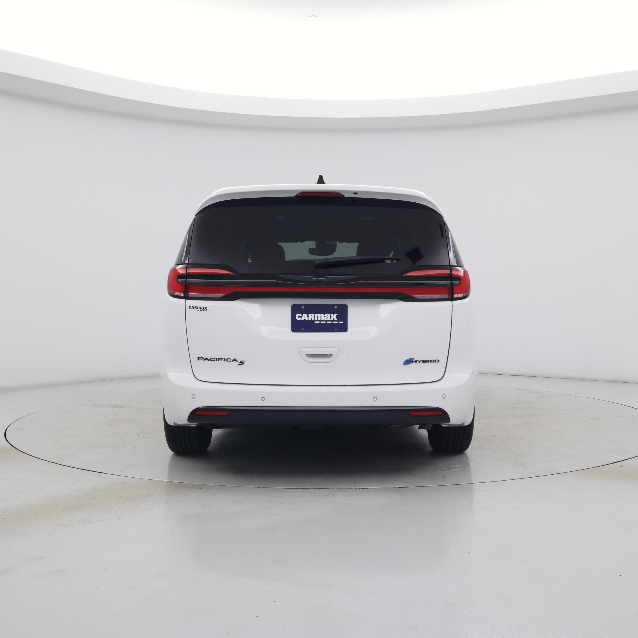 Thumbnail: 2024 Chrysler Pacifica - 6