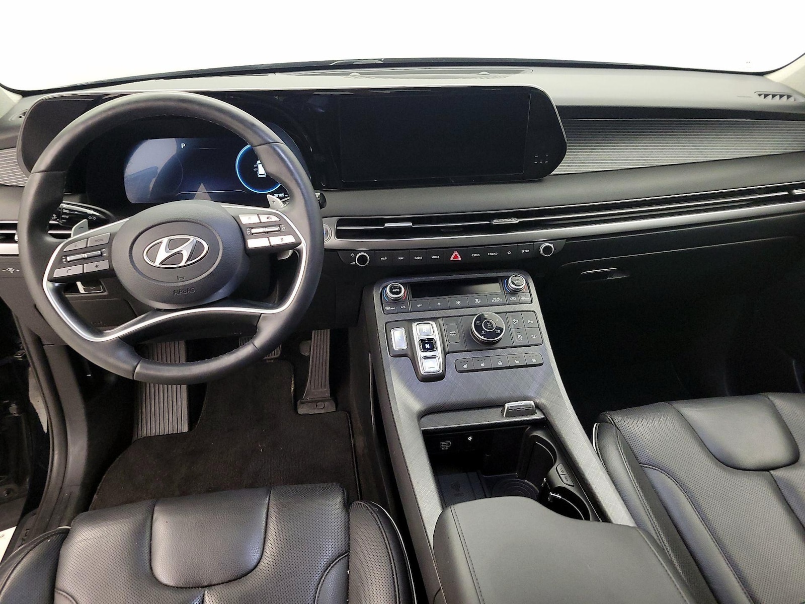 2023 Hyundai Palisade Limited - Photo 10