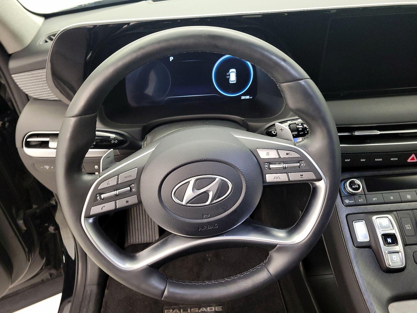 2023 Hyundai Palisade Limited - Photo 11