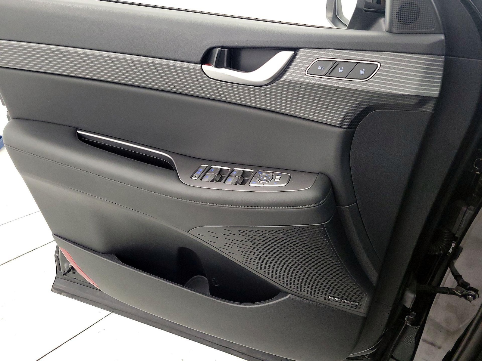 2023 Hyundai Palisade Limited - Photo 14
