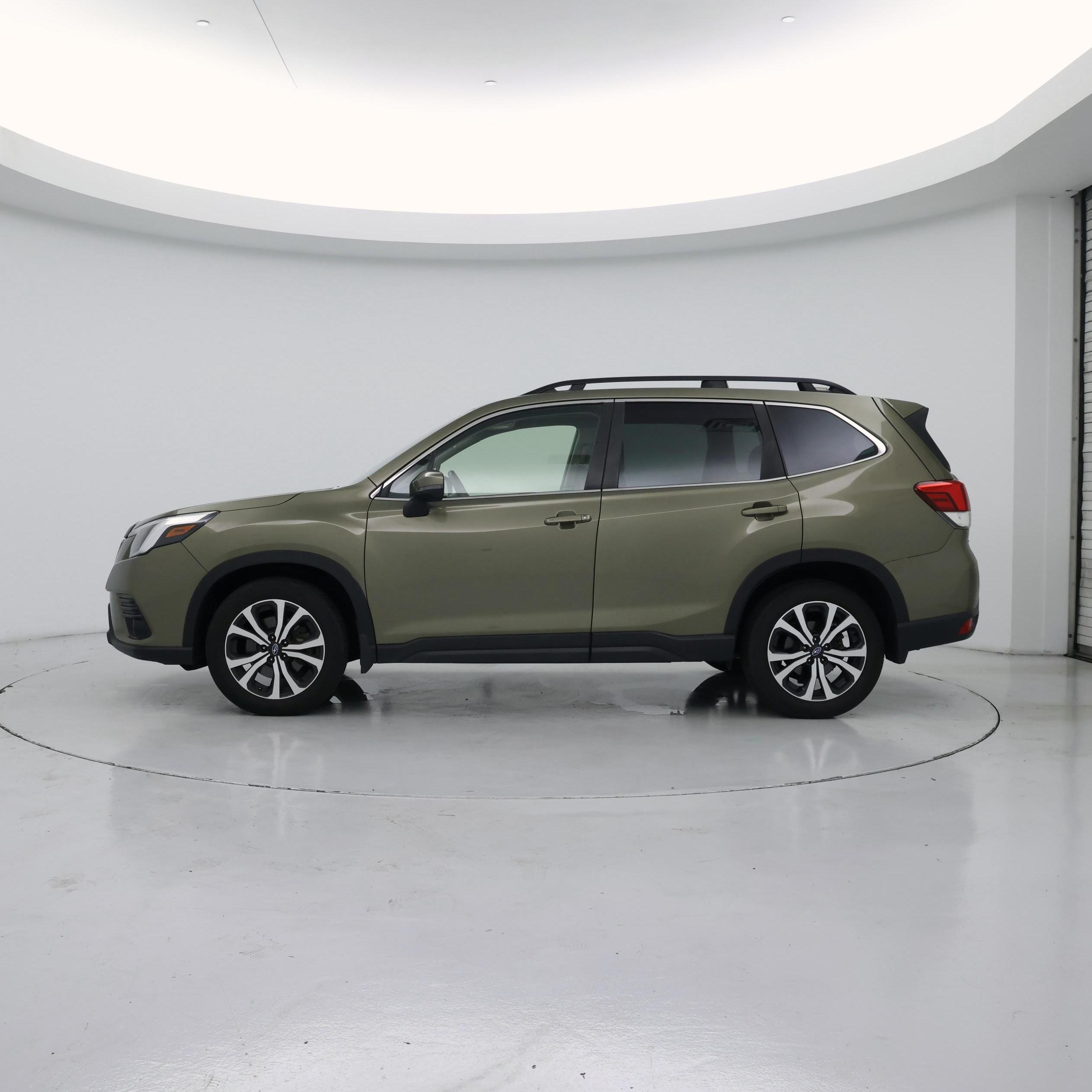 Thumbnail: 2023 Subaru Forester - 3