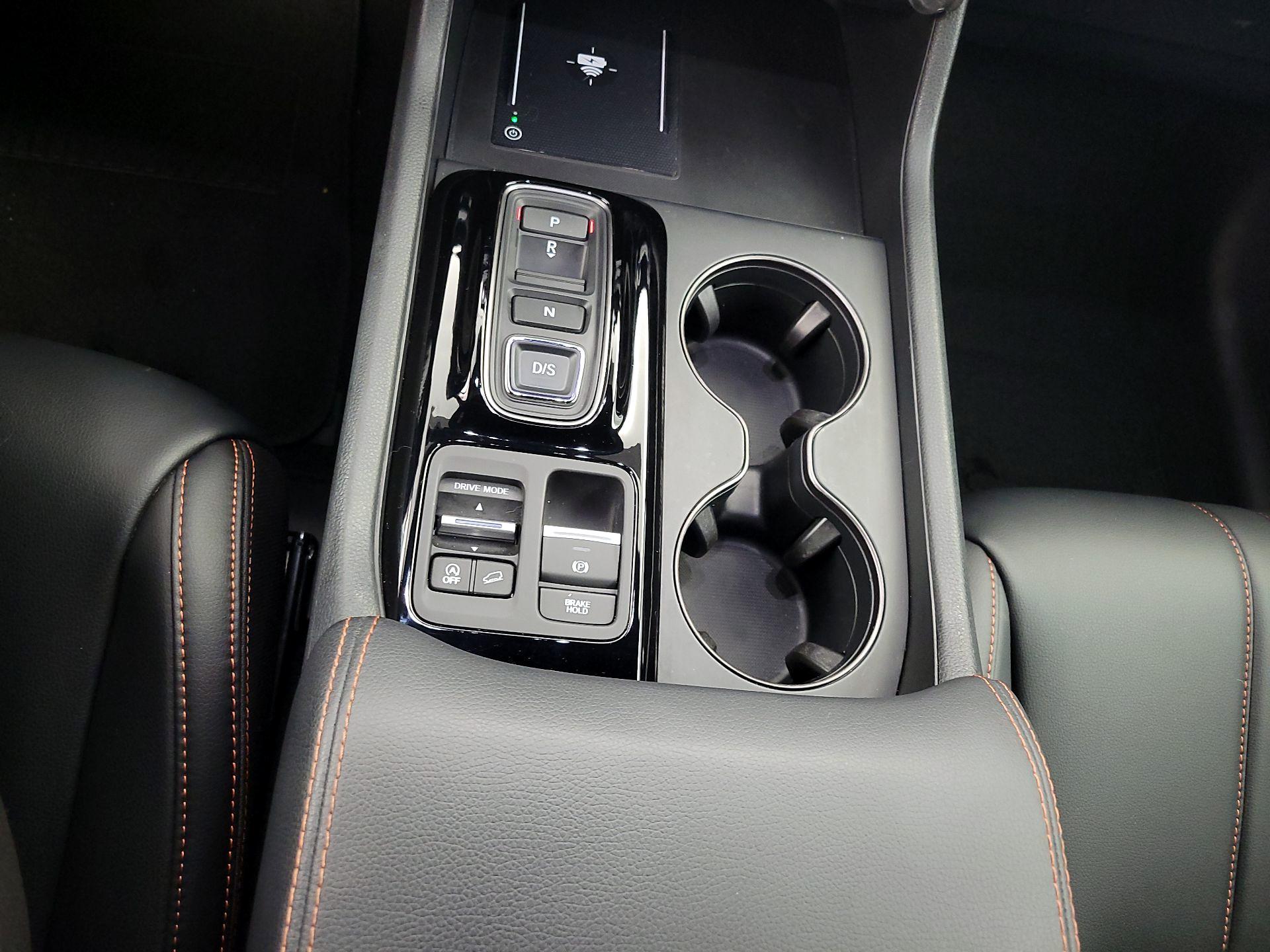 Thumbnail: 2023 Honda Pilot - 17