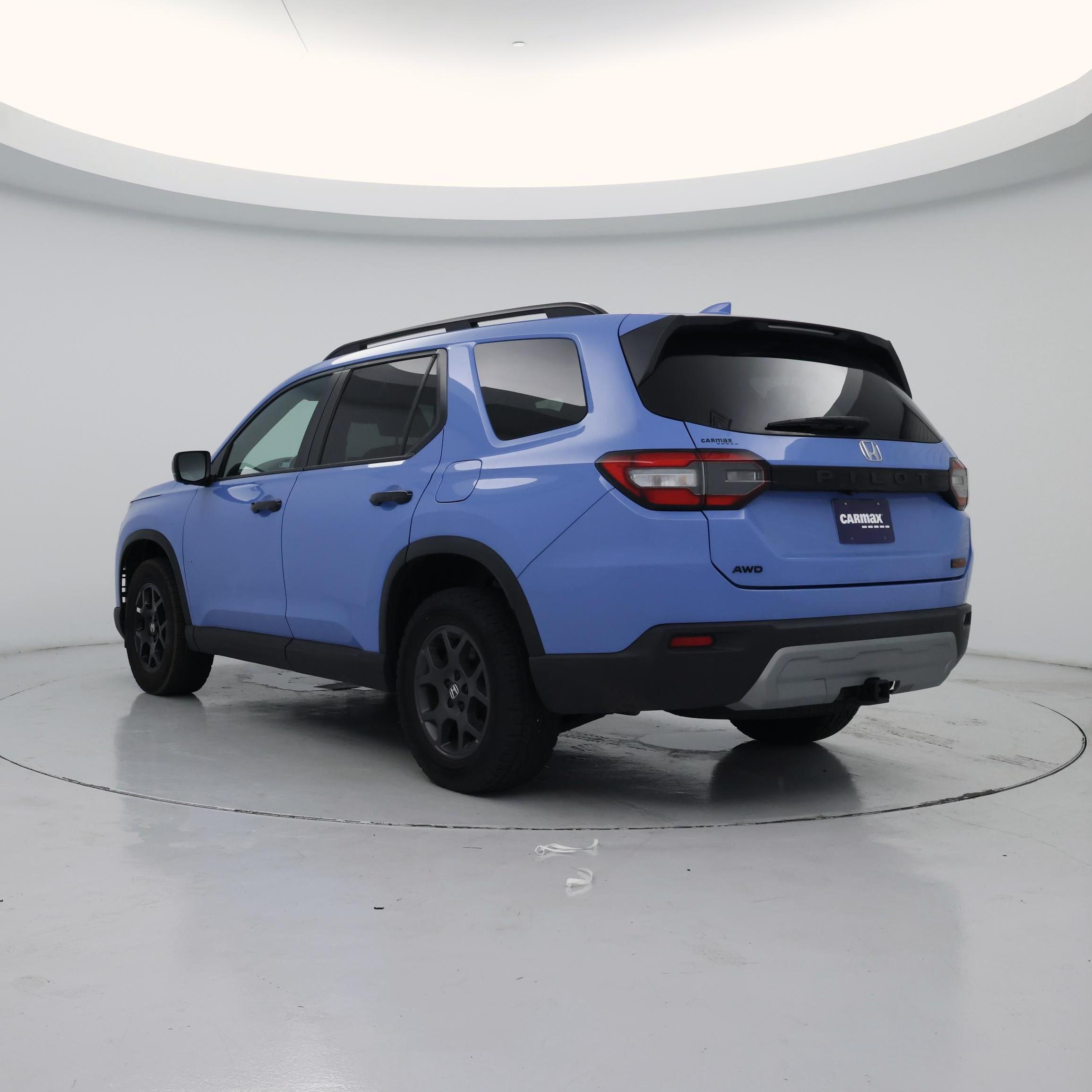 Thumbnail: 2023 Honda Pilot - 2