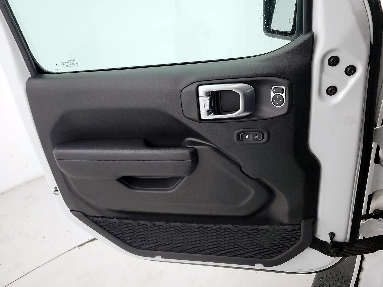2023 Jeep Wrangler 4-Door Sport S - Photo 13