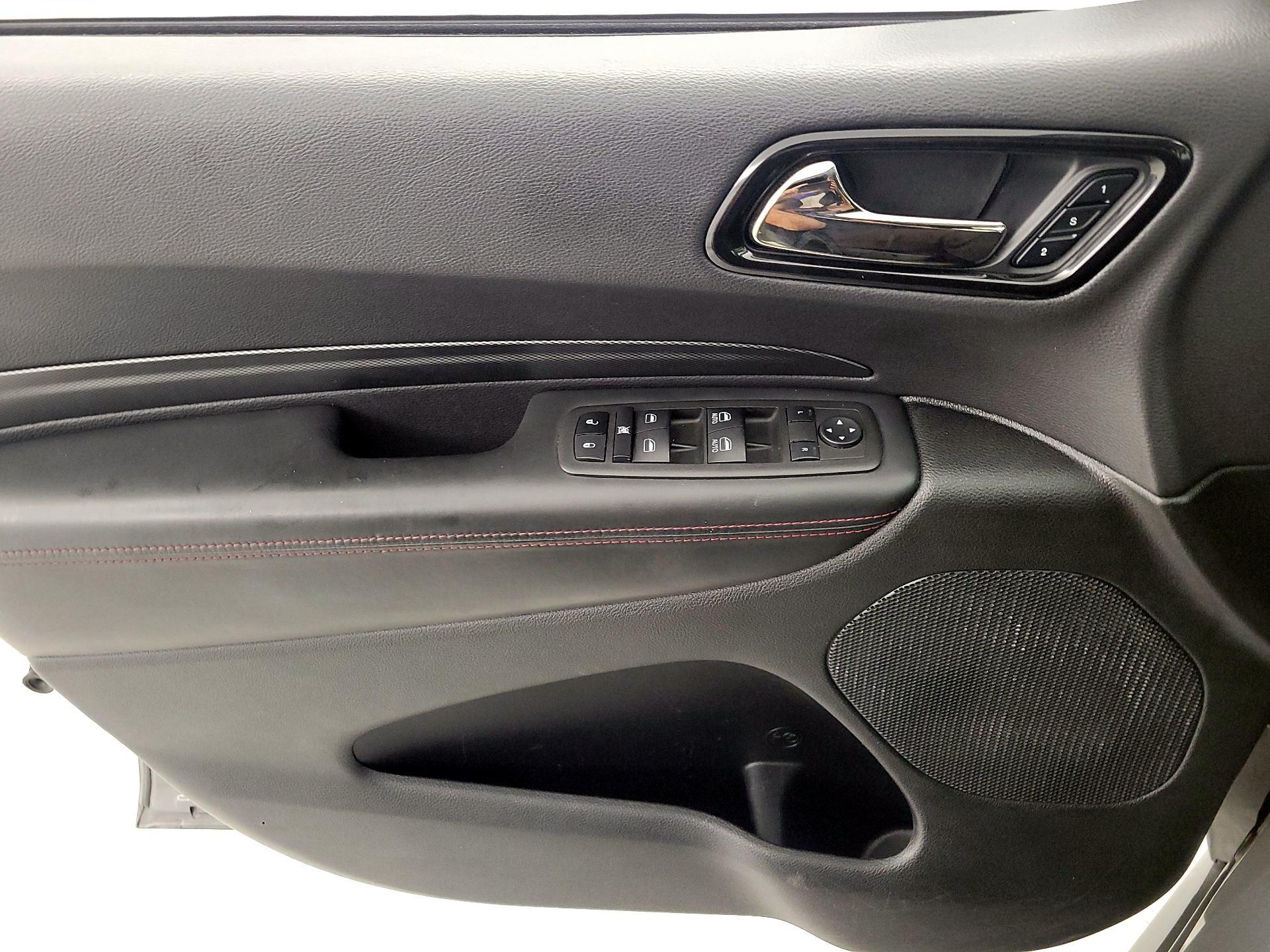 Thumbnail: 2022 Dodge Durango - 12