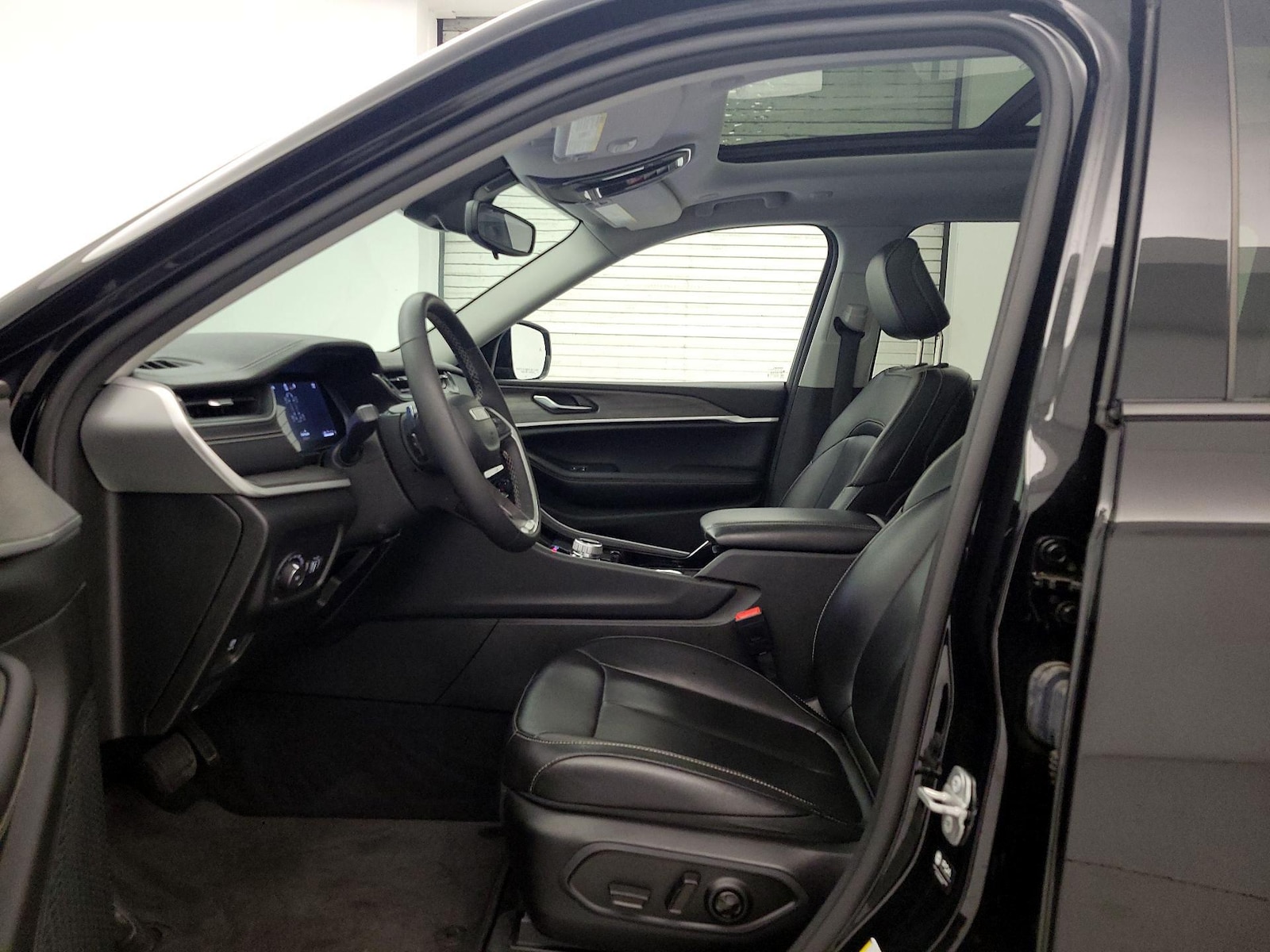 2023 Jeep Grand Cherokee L Limited - Photo 12