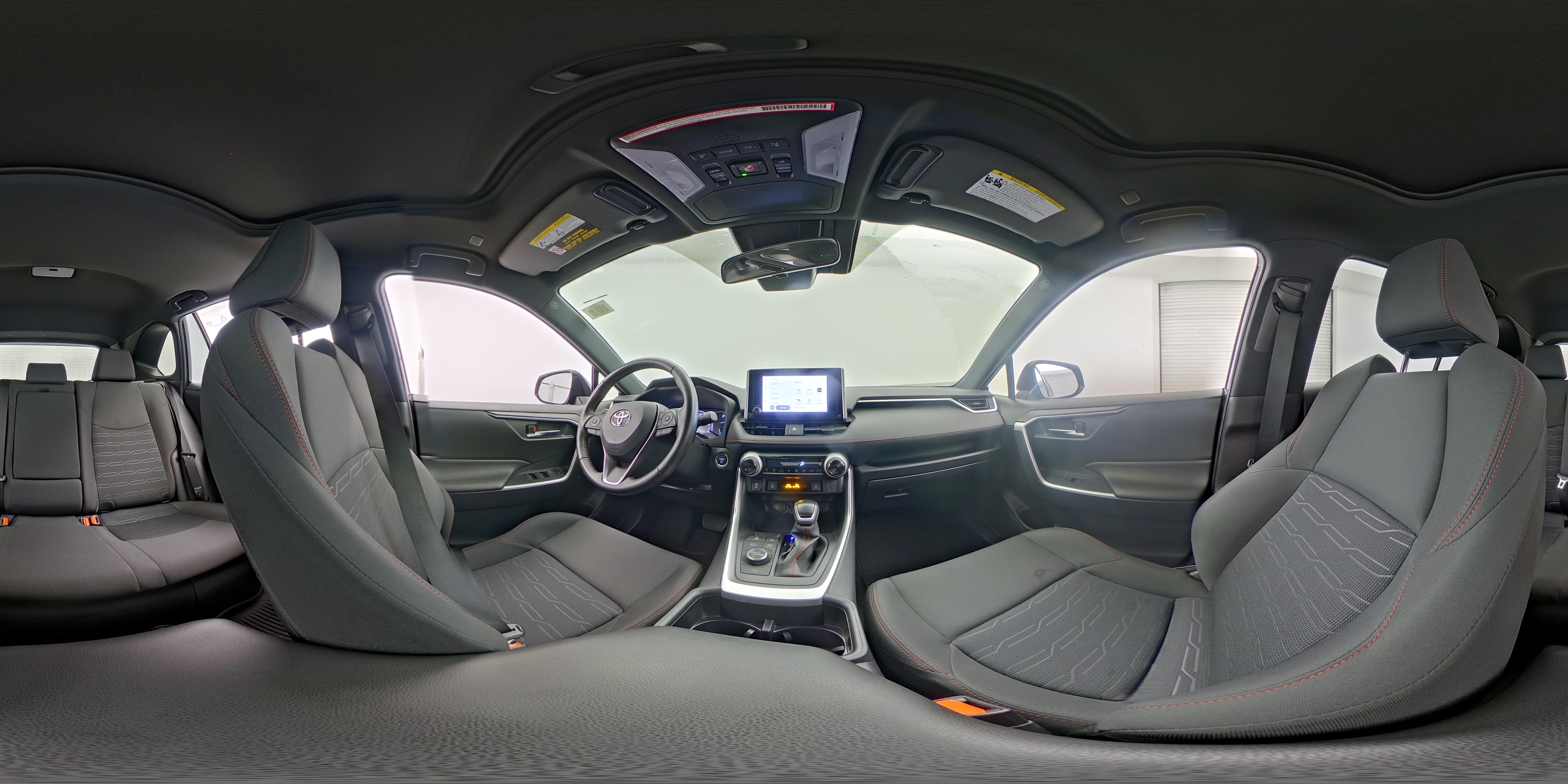 2023 Toyota RAV4 SE - Photo 25