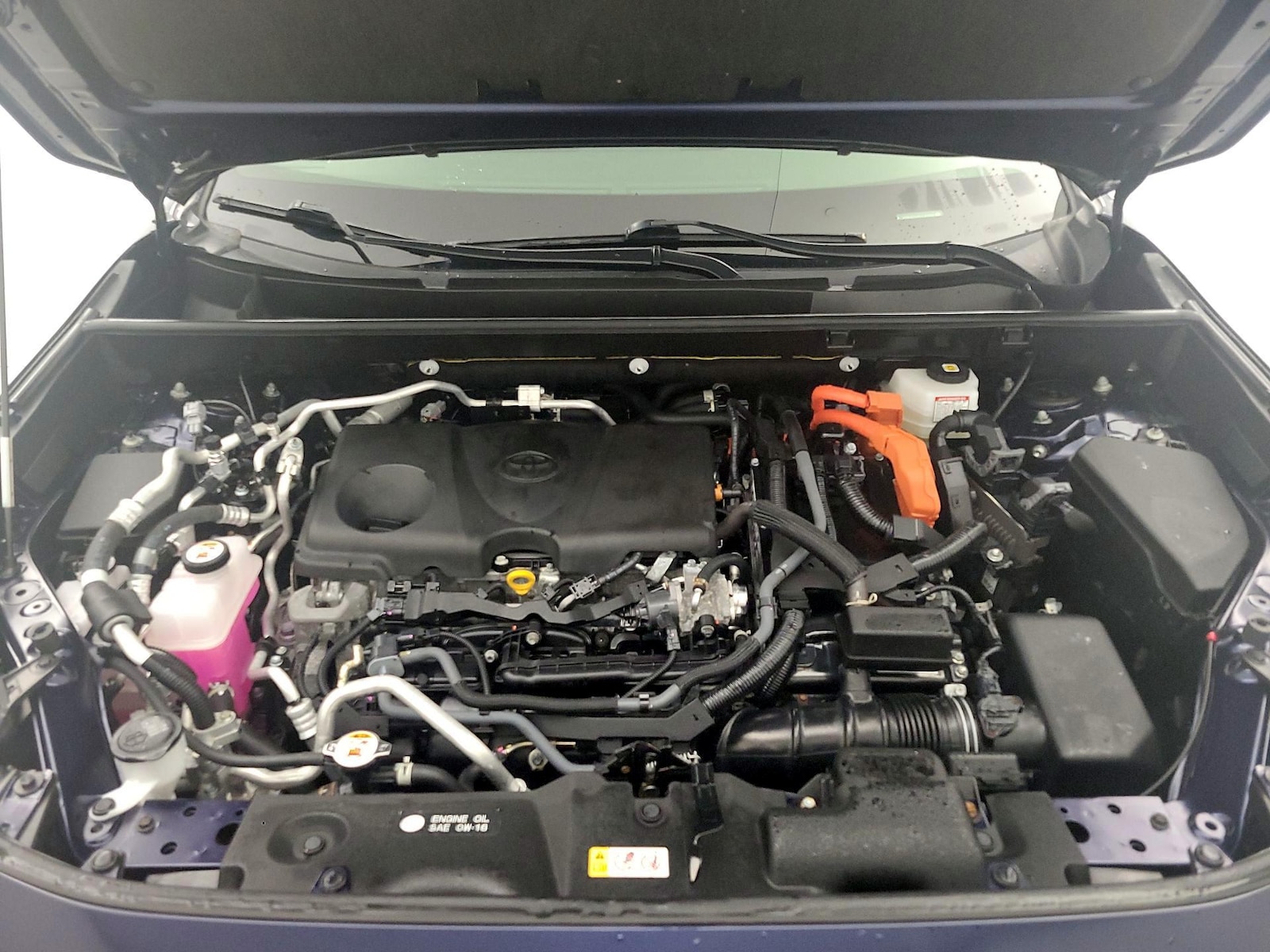 2023 Toyota RAV4 SE - Photo 23