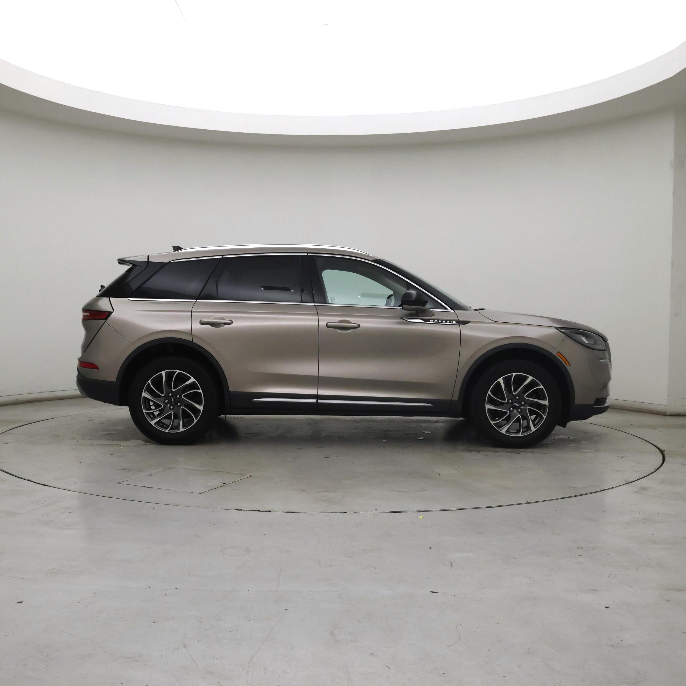 Thumbnail: 2020 Lincoln Corsair - 7