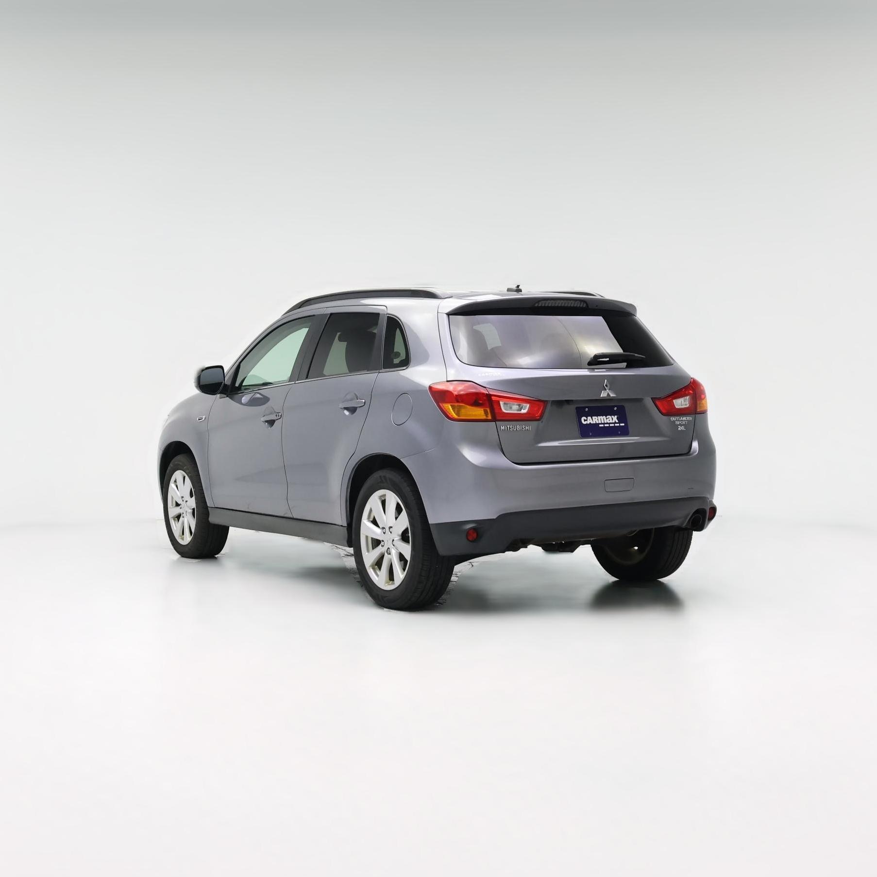 Thumbnail: 2015 Mitsubishi Outlander Sport - 1