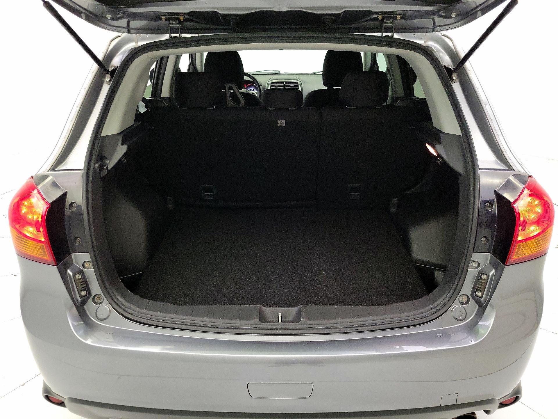 Thumbnail: 2015 Mitsubishi Outlander Sport - 20