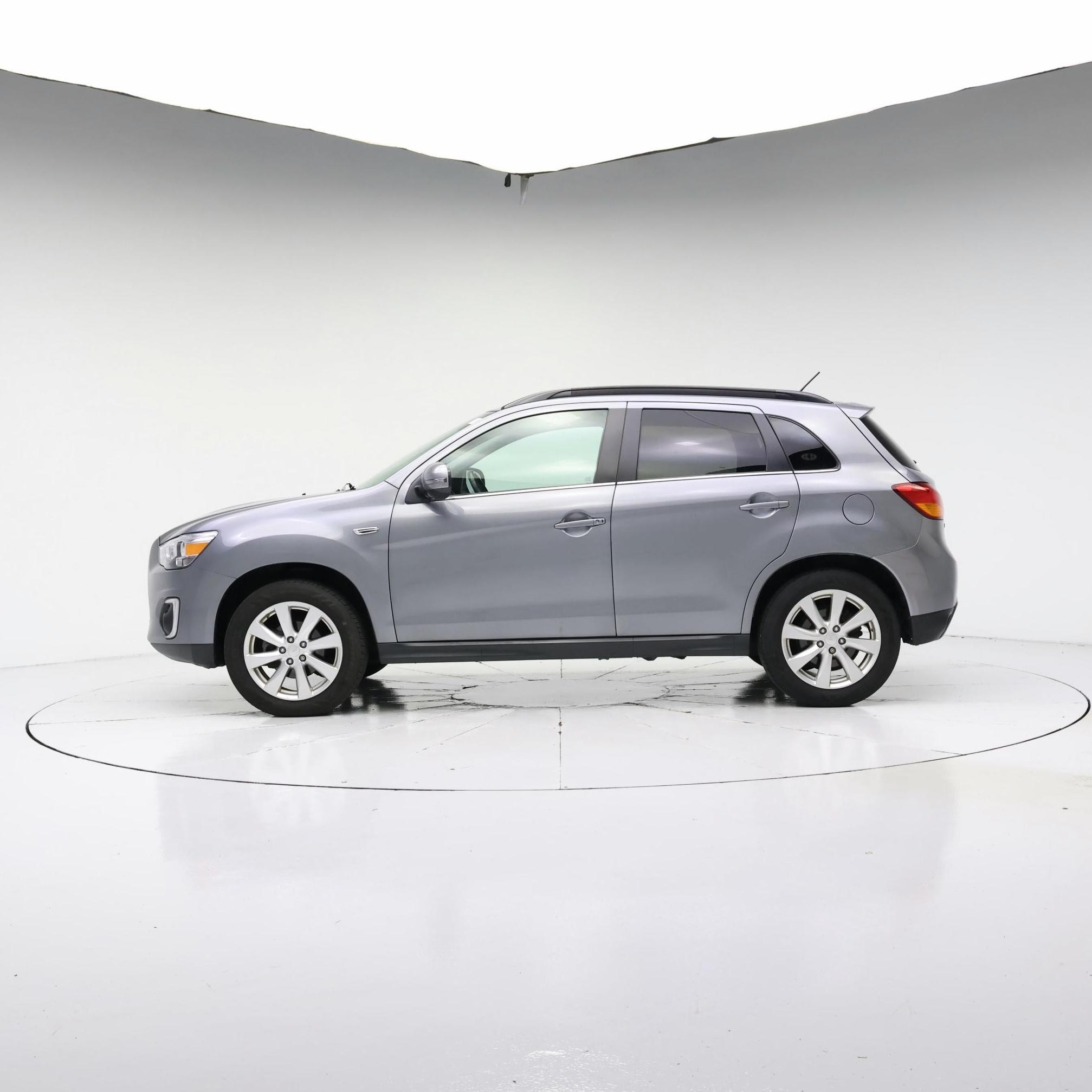 Thumbnail: 2015 Mitsubishi Outlander Sport - 7