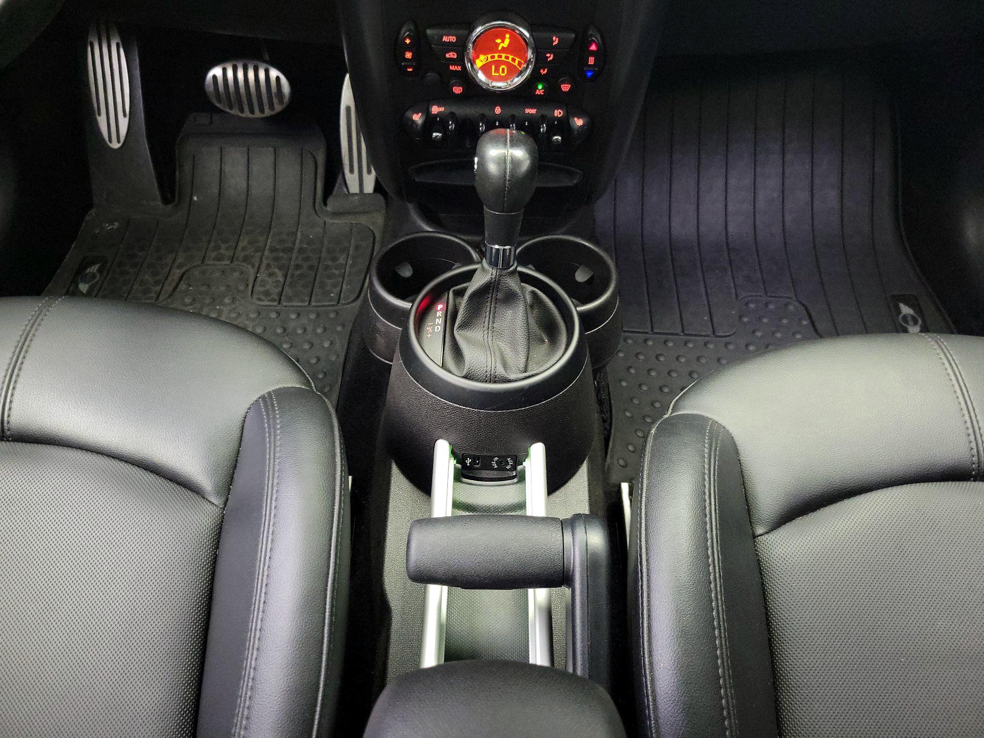 Thumbnail: 2016 MINI Cooper Countryman - 15
