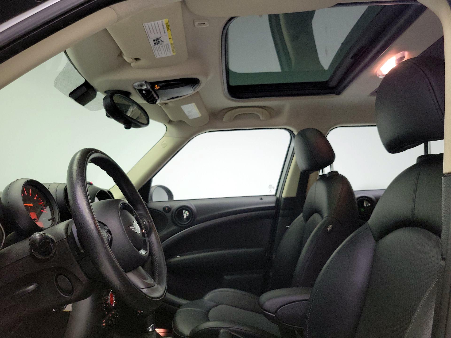 Thumbnail: 2016 MINI Cooper Countryman - 17