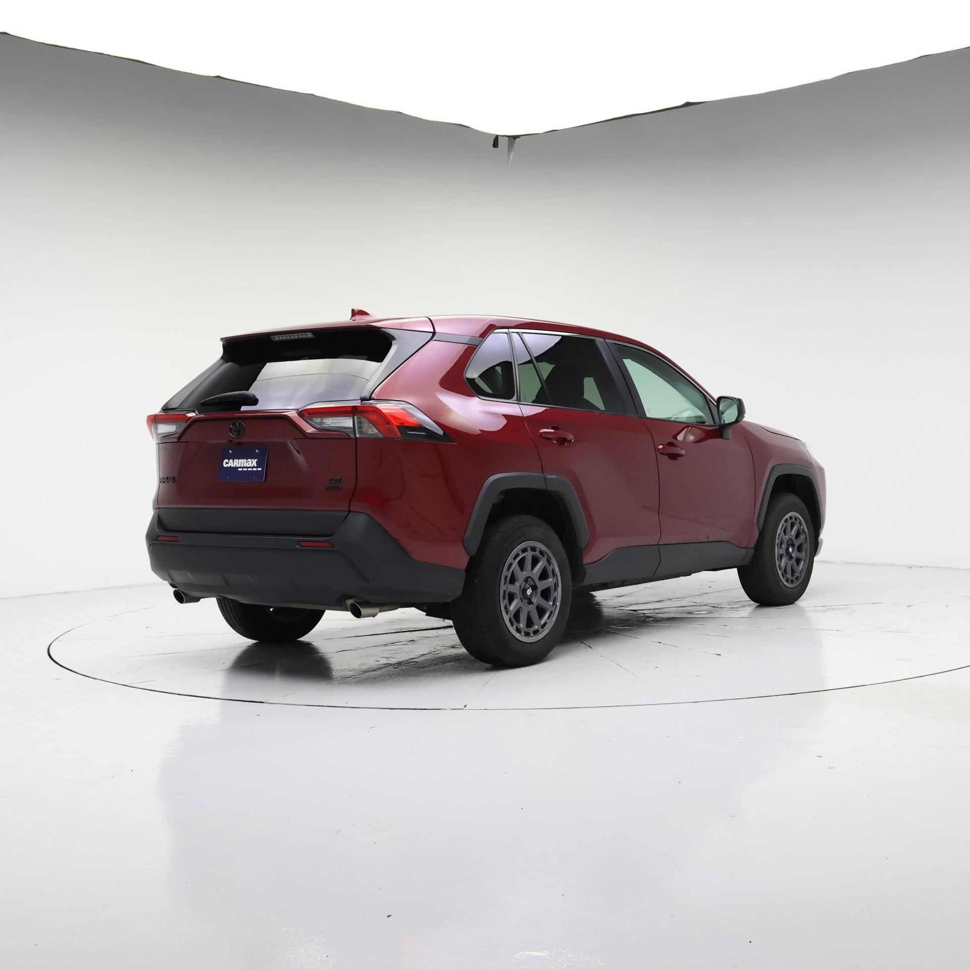 Thumbnail: 2024 Toyota RAV4 - 8