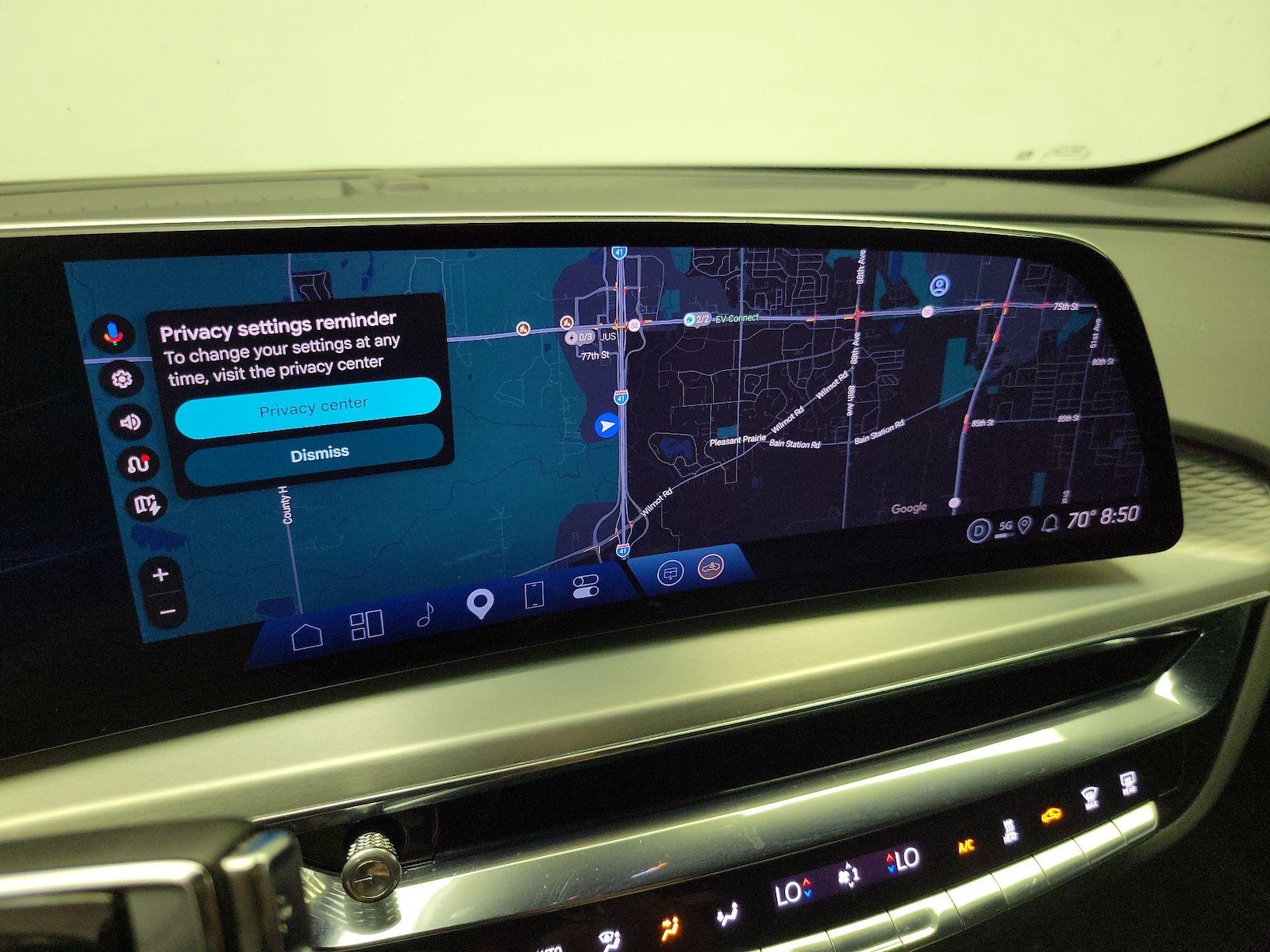 2025 Cadillac LYRIQ Luxury 3 - Photo 14