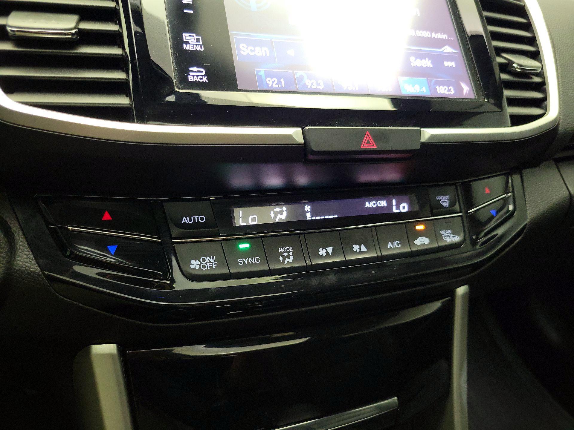 Thumbnail: 2017 Honda Accord - 16
