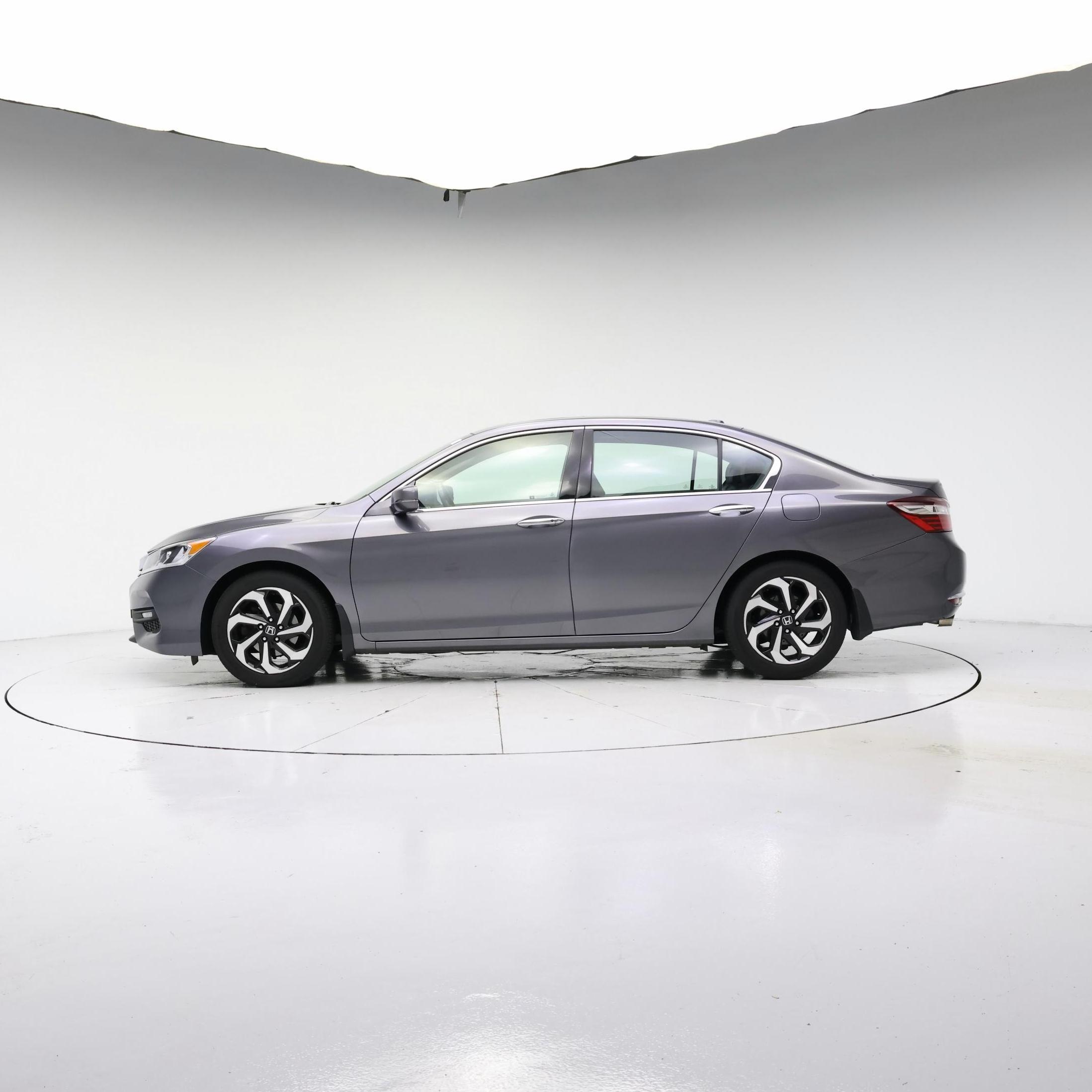 Thumbnail: 2017 Honda Accord - 3