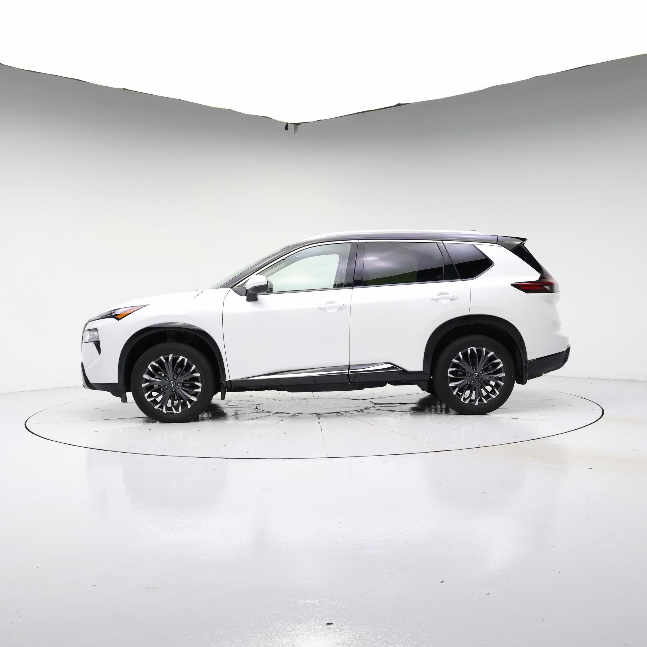 Thumbnail: 2024 Nissan Rogue - 3