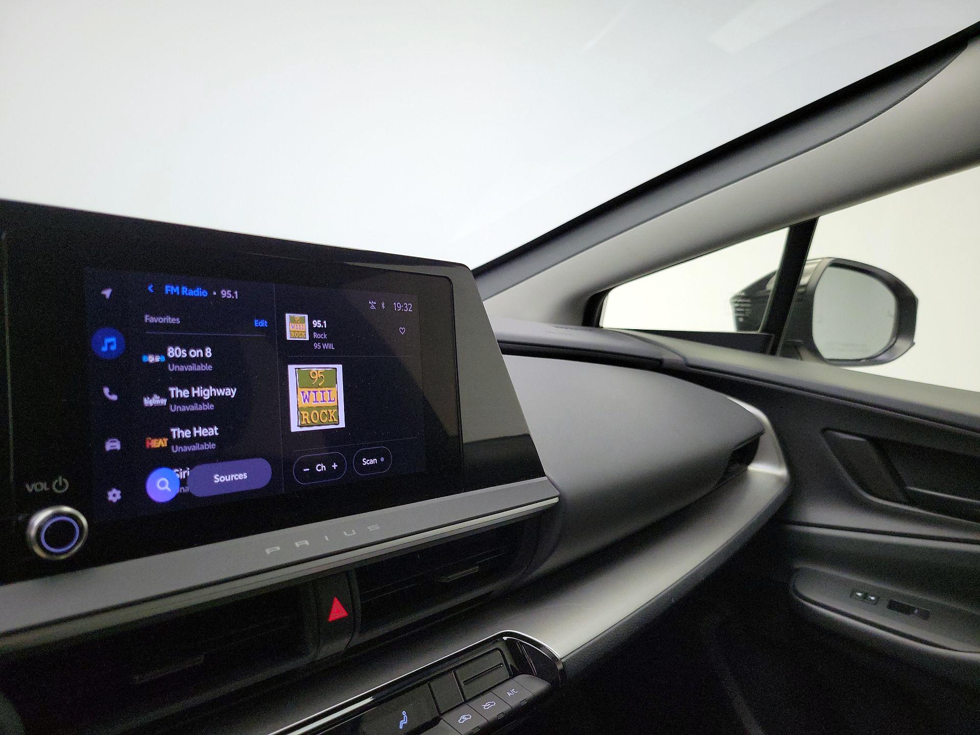 Thumbnail: 2025 Toyota Prius - 15