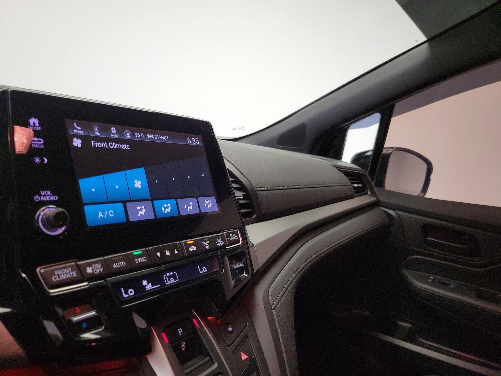 2023 Honda Odyssey SPORT - Photo 17