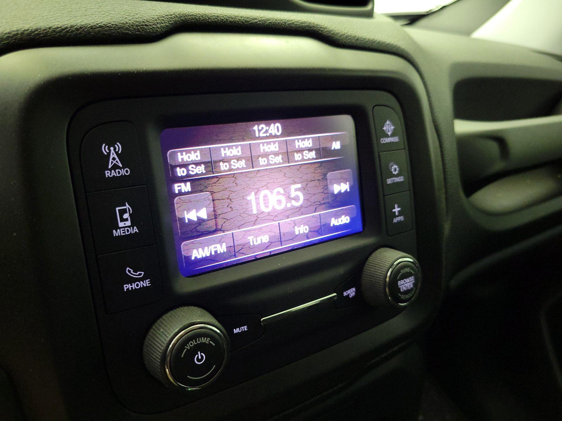 Thumbnail: 2020 Jeep Renegade - 15