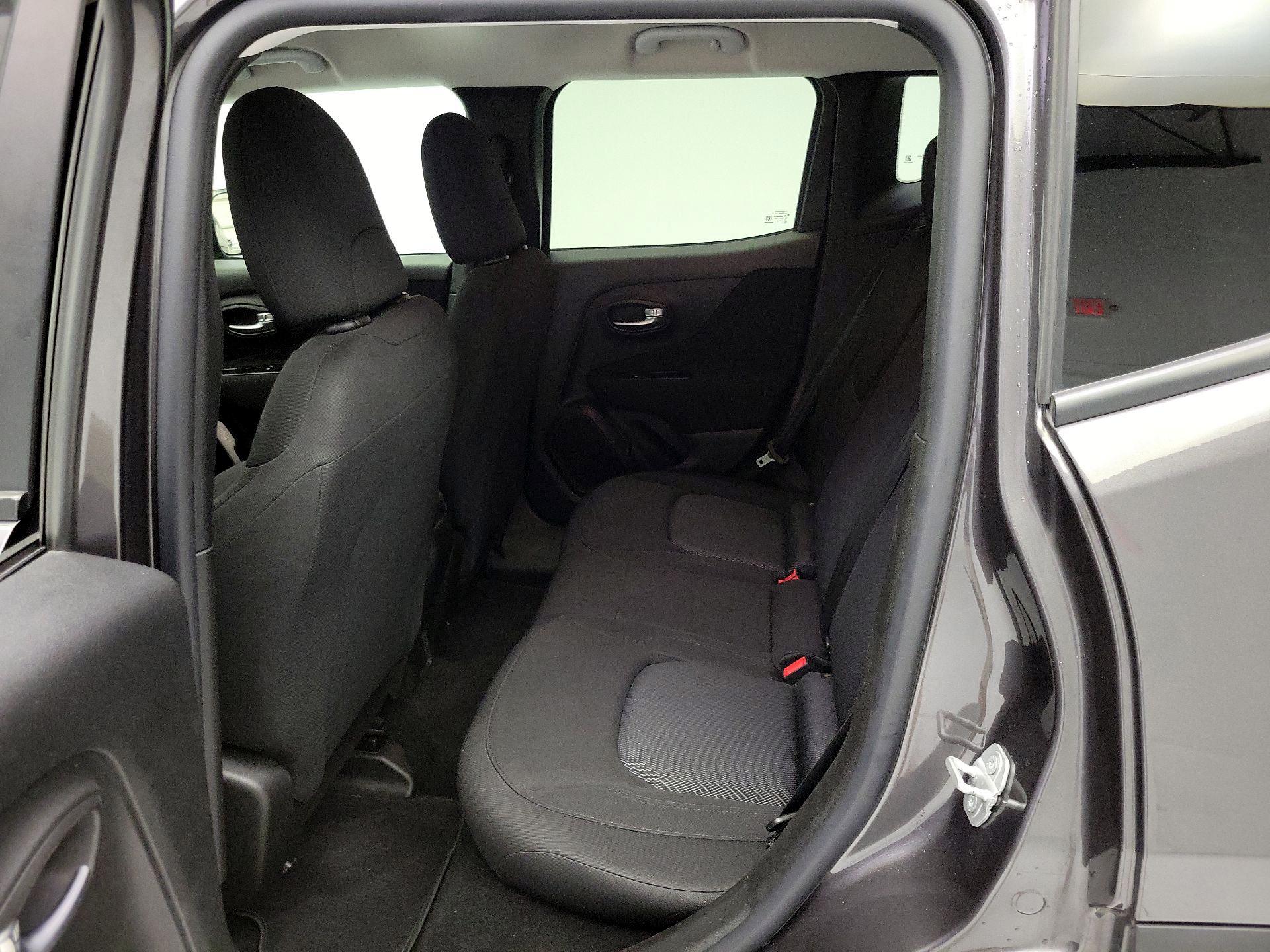 Thumbnail: 2020 Jeep Renegade - 19