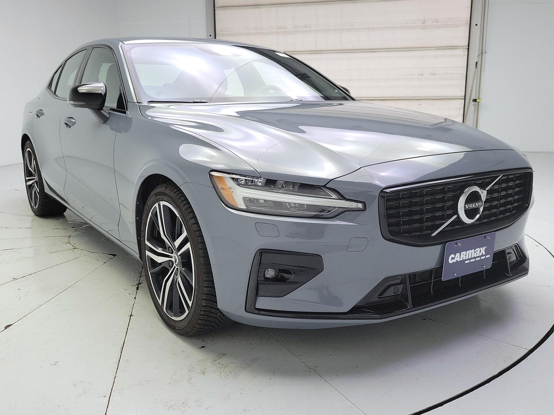 Thumbnail: 2022 Volvo S60 - 1