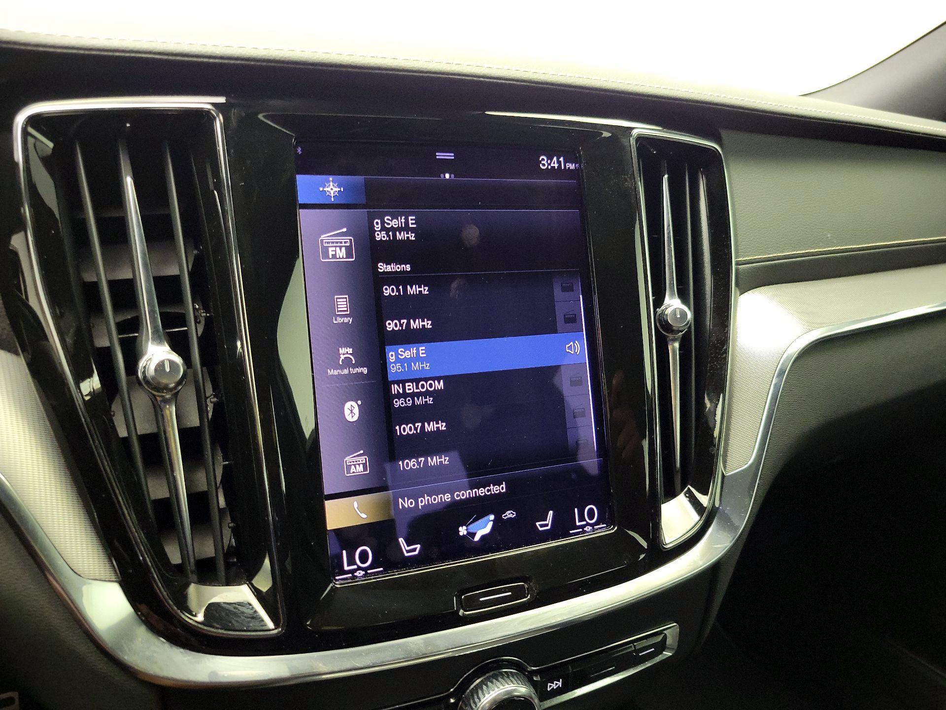 Thumbnail: 2022 Volvo S60 - 13