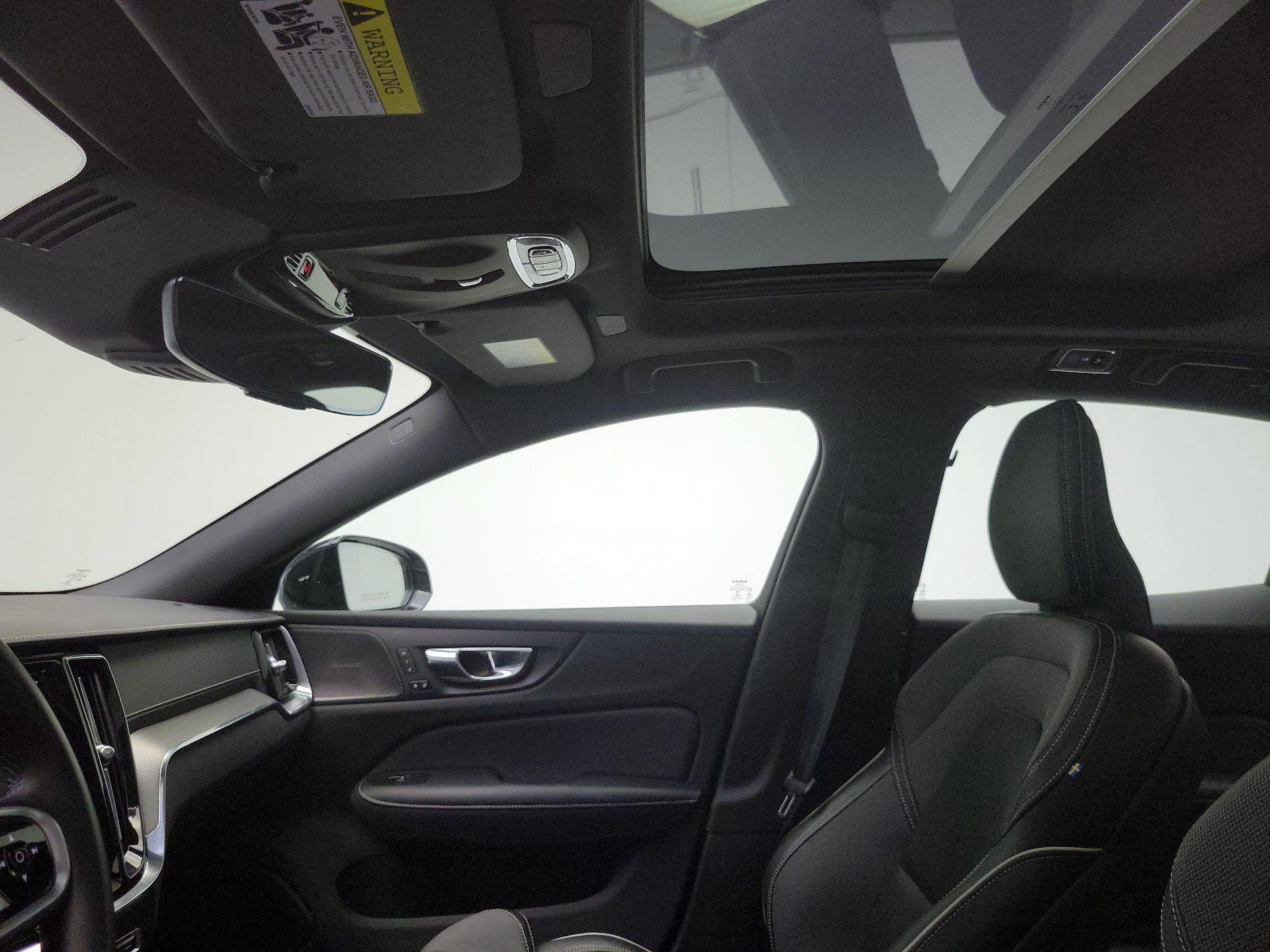 Thumbnail: 2022 Volvo S60 - 17