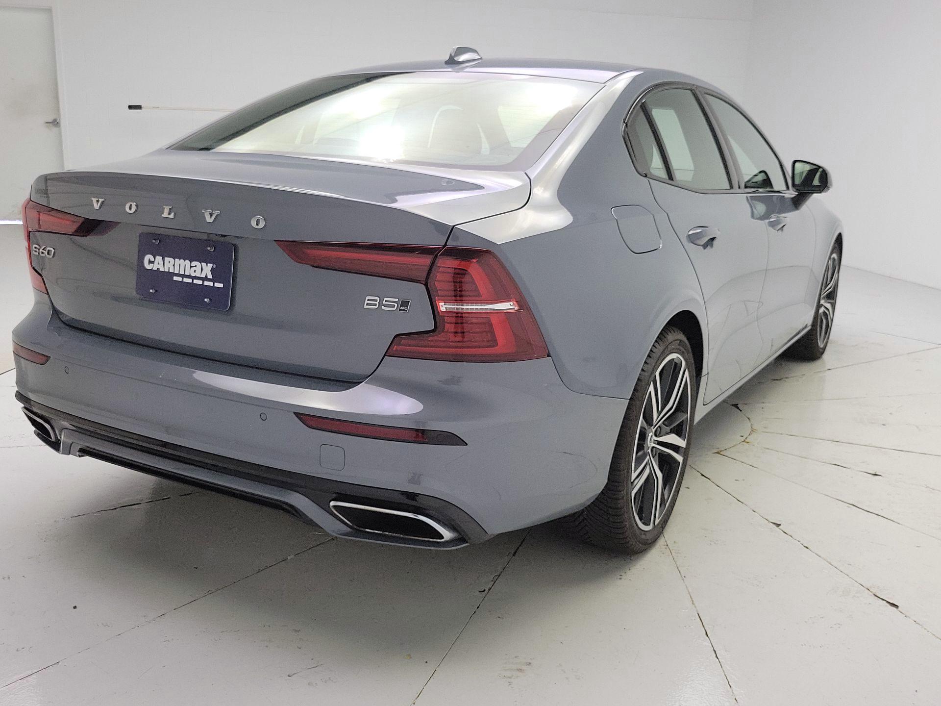 Thumbnail: 2022 Volvo S60 - 5