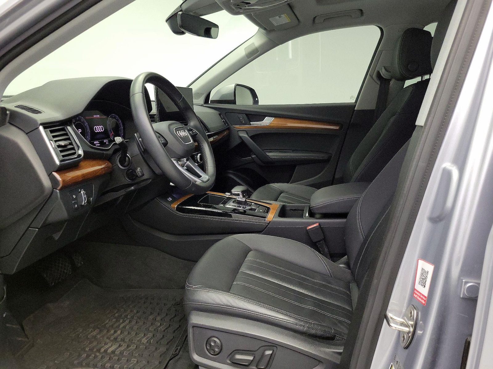 2022 Audi Q5 Premium Plus - Photo 12