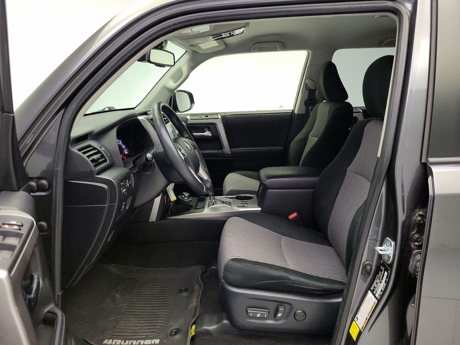 Power Seat(s) & Side Airbags