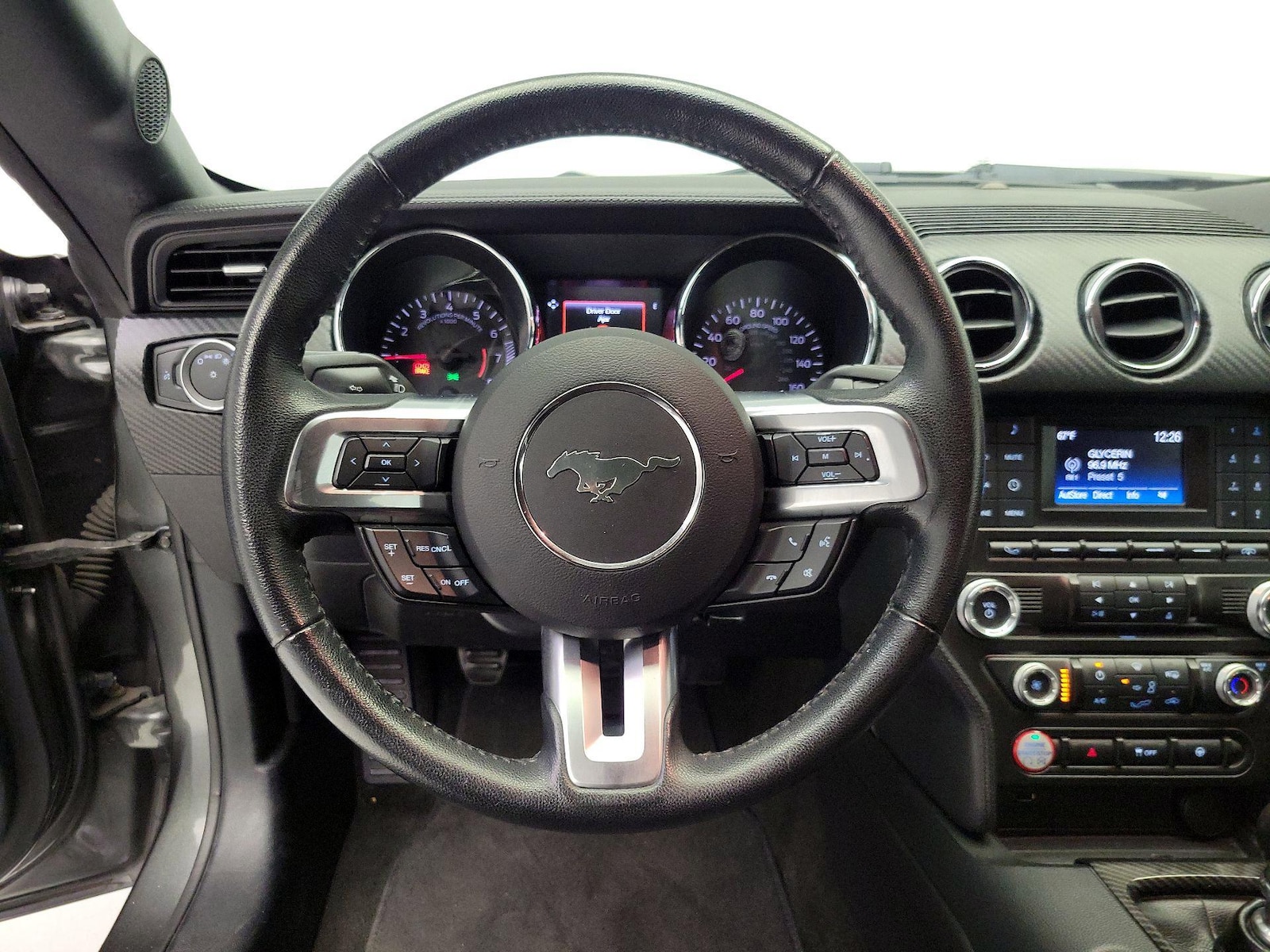 2016 Ford Mustang V6 - Photo 11