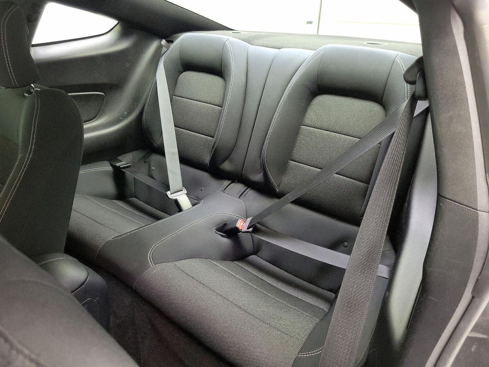 2016 Ford Mustang V6 - Photo 20