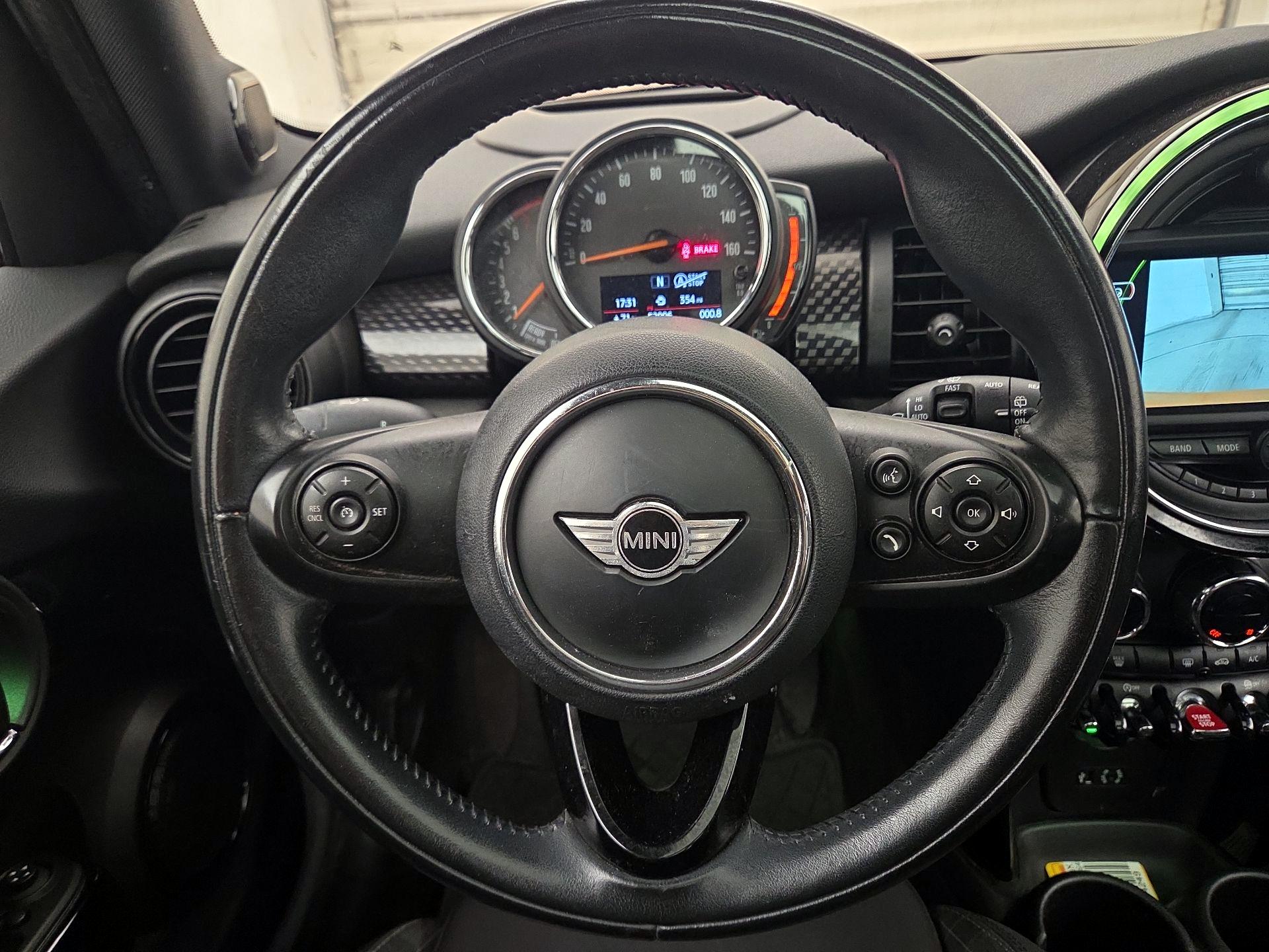 Thumbnail: 2018 MINI Cooper Hardtop - 10