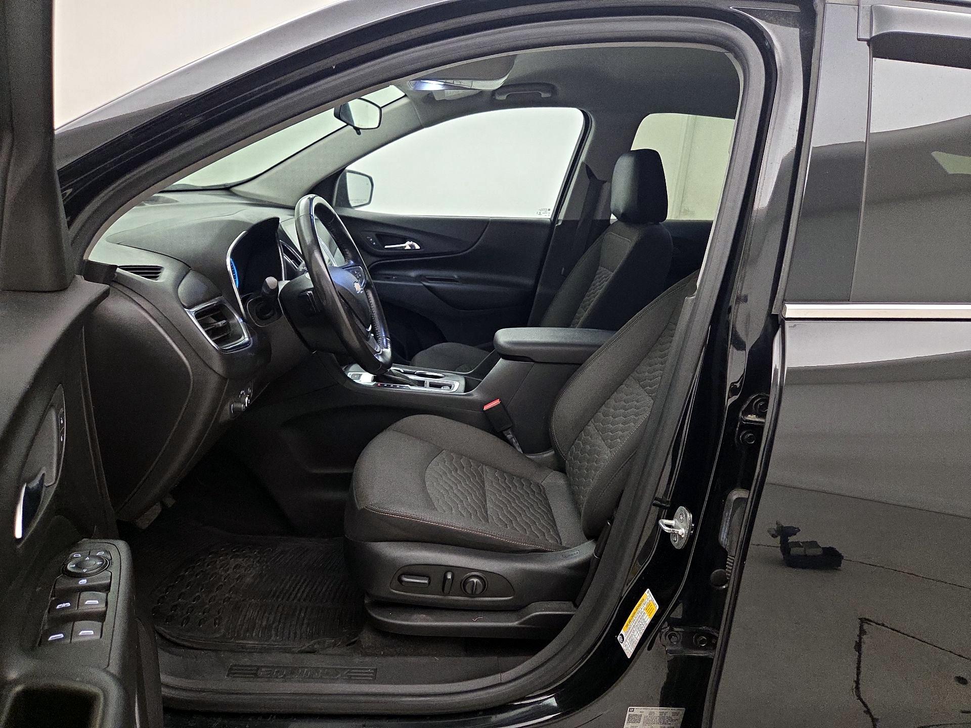 Thumbnail: 2020 Chevrolet Equinox - 11
