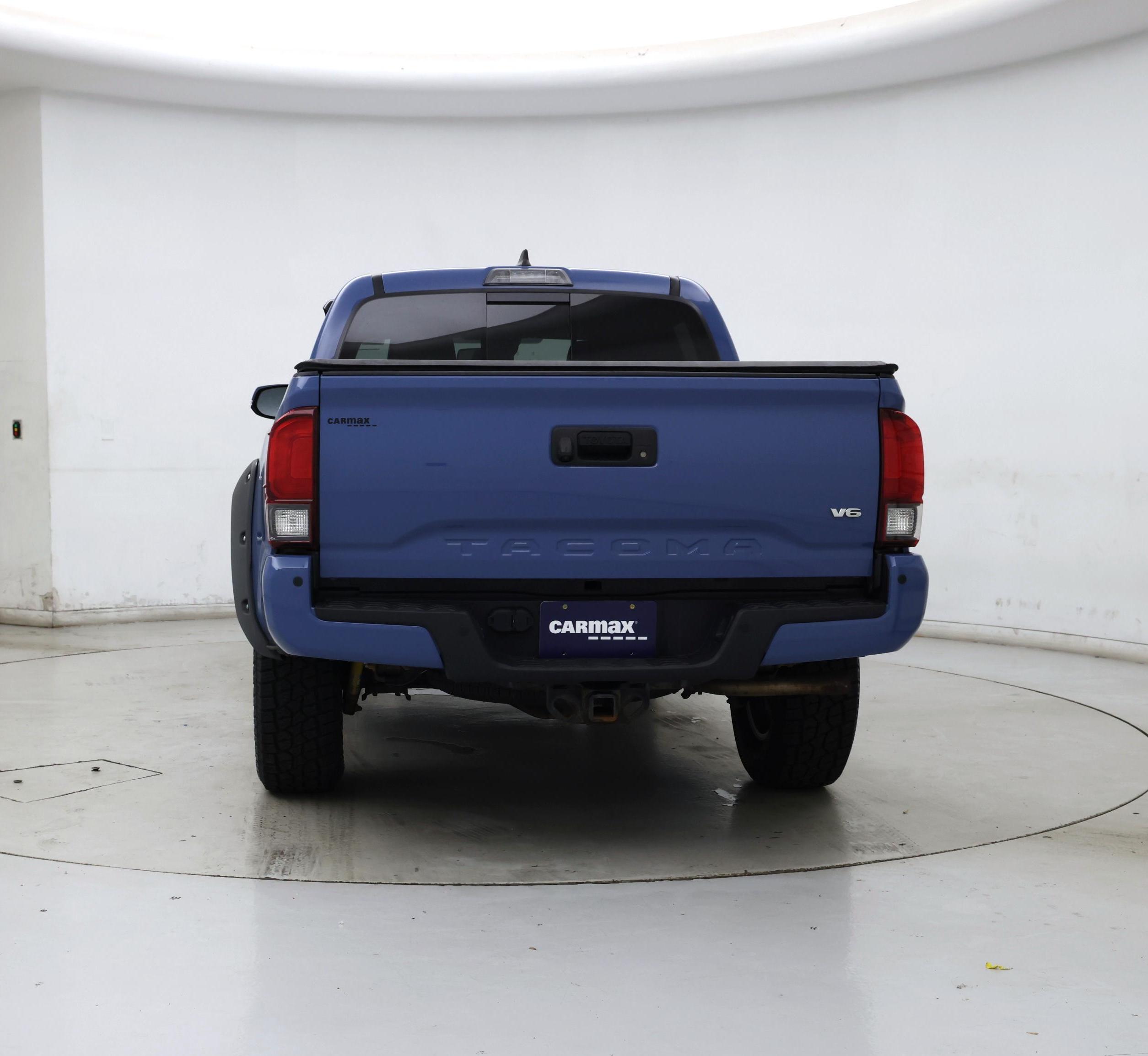Thumbnail: 2019 Toyota Tacoma - 6