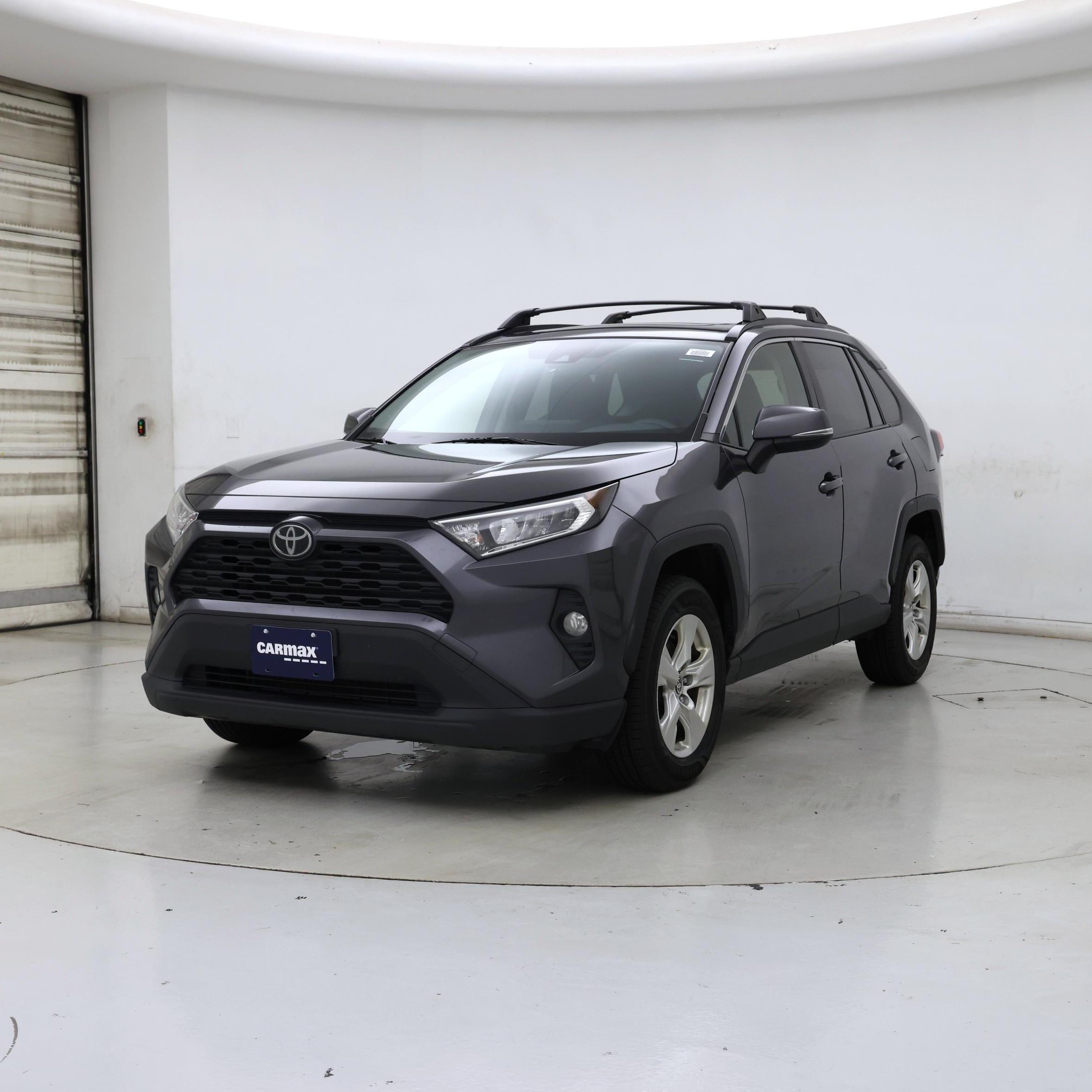 Thumbnail: 2020 Toyota RAV4 - 4