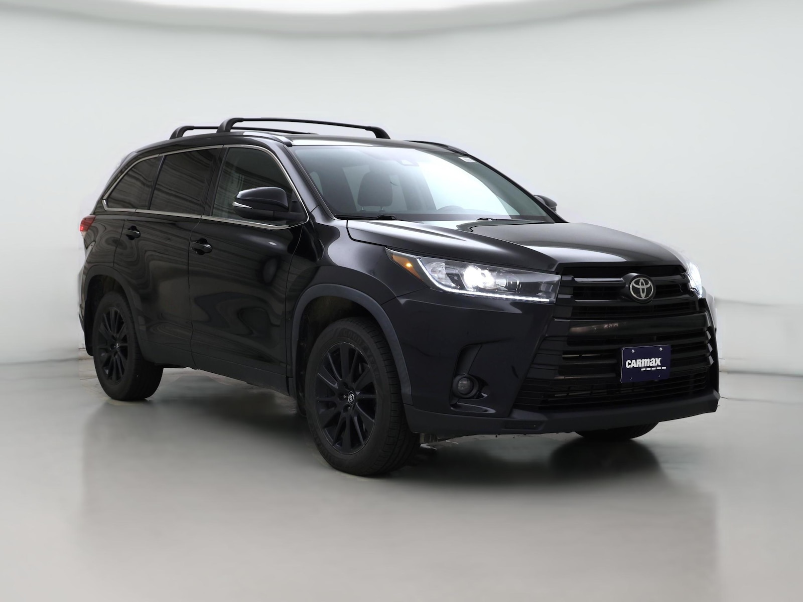 2019 Toyota Highlander SE - Photo 1