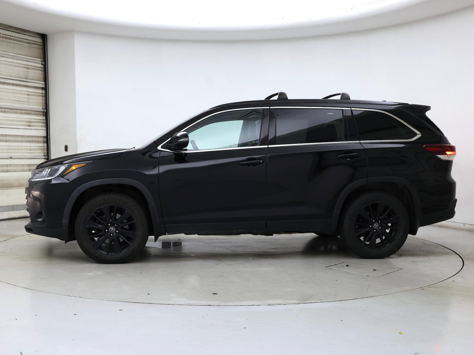2019 Toyota Highlander SE - Photo 4