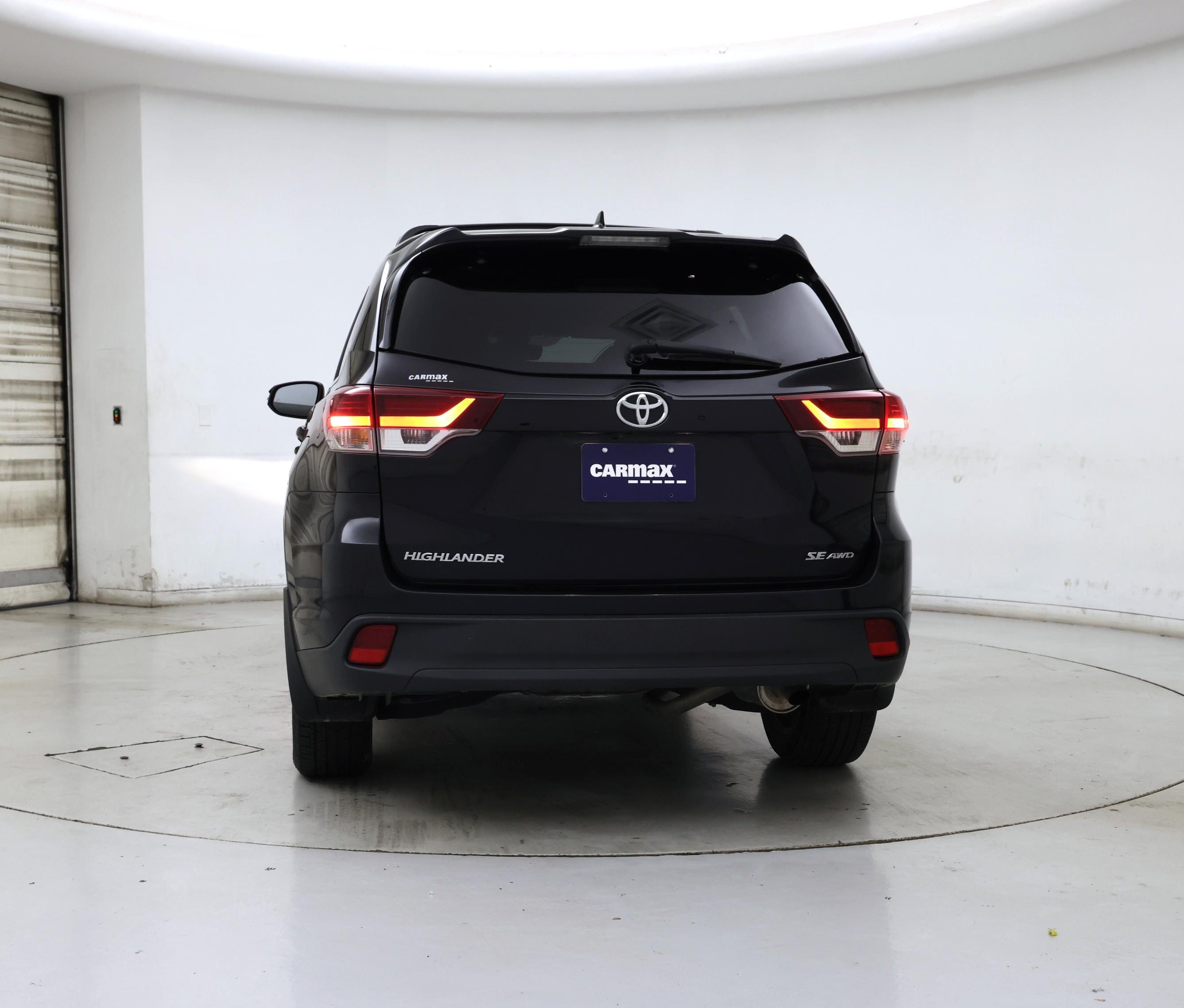 Thumbnail: 2019 Toyota Highlander - 6
