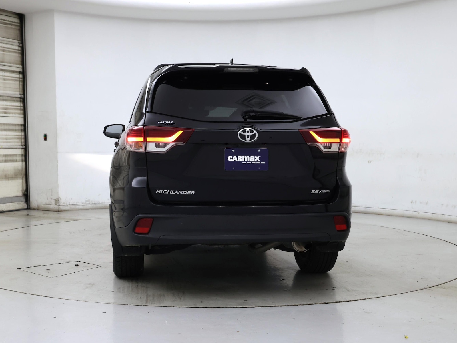 2019 Toyota Highlander SE - Photo 7