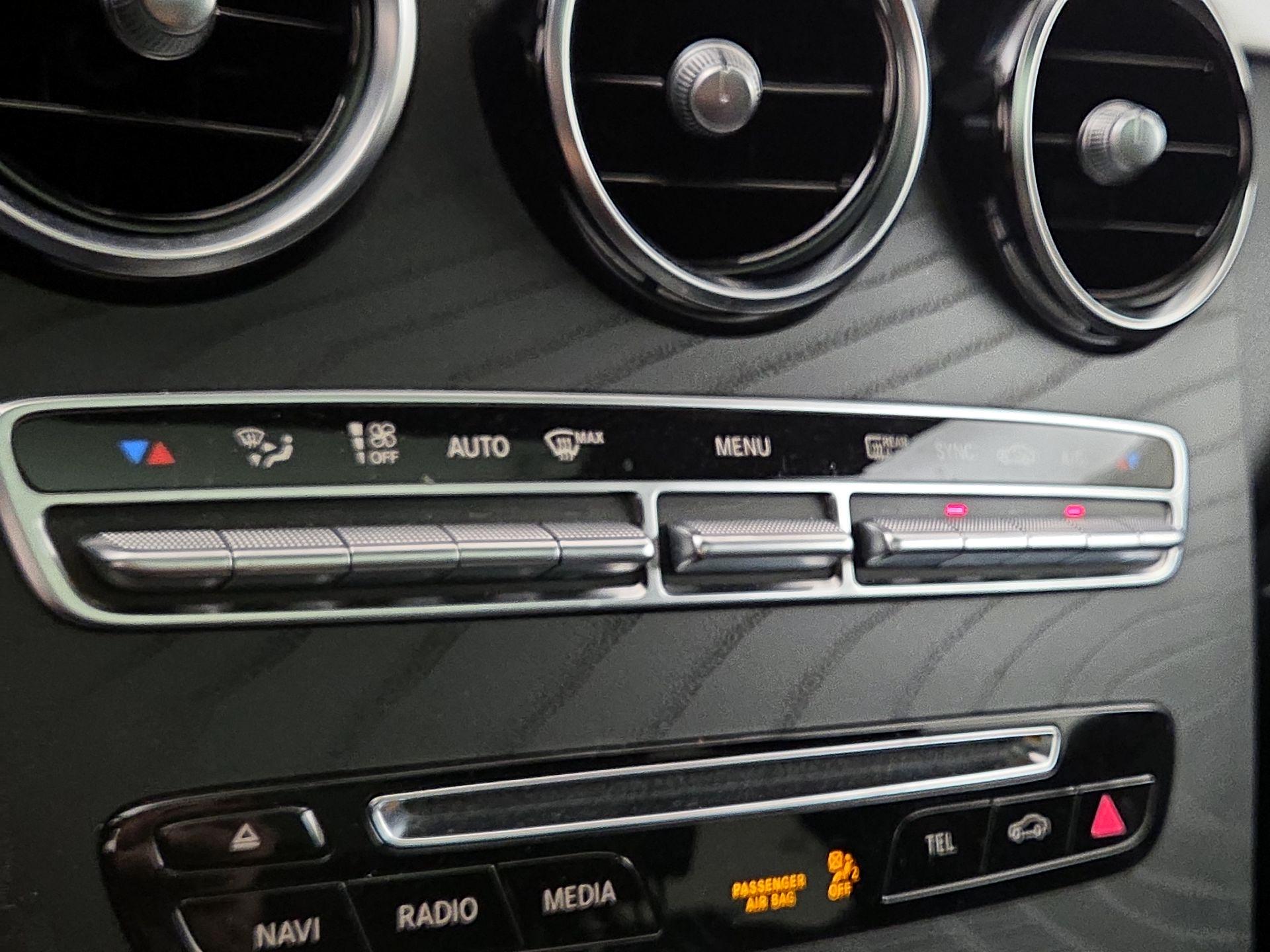 Thumbnail: 2019 Mercedes-Benz GLC - 17
