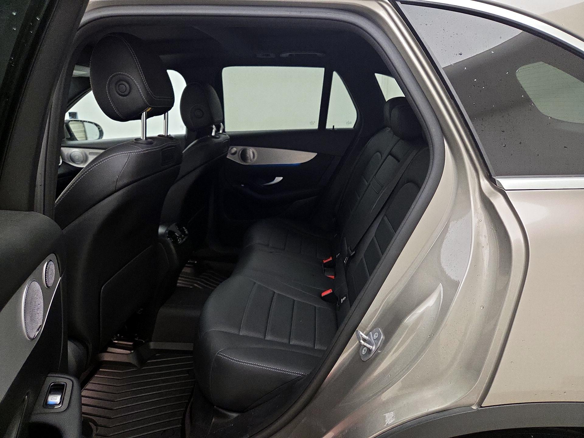 Thumbnail: 2019 Mercedes-Benz GLC - 20