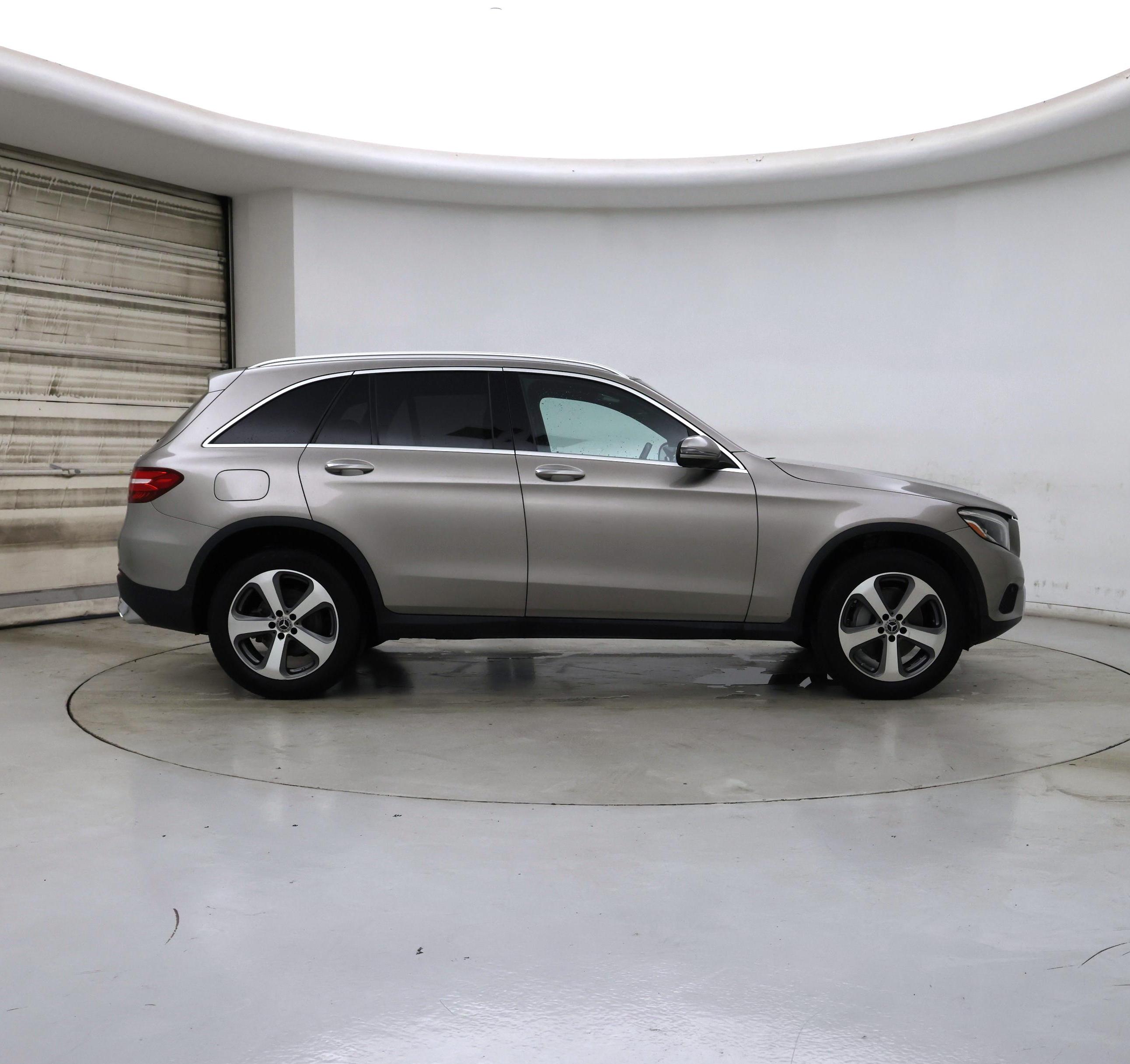 Thumbnail: 2019 Mercedes-Benz GLC - 7