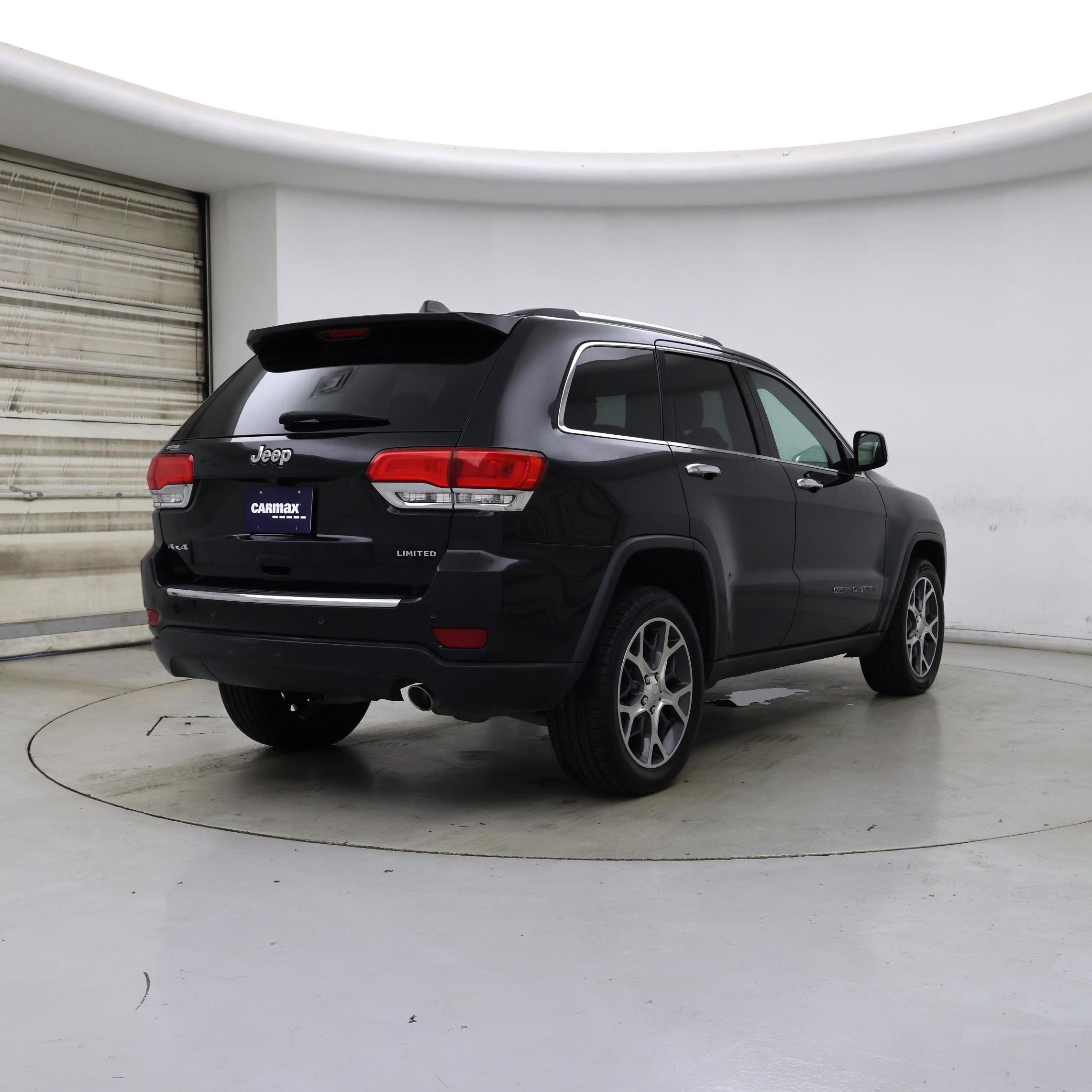 Thumbnail: 2019 Jeep Grand Cherokee - 8