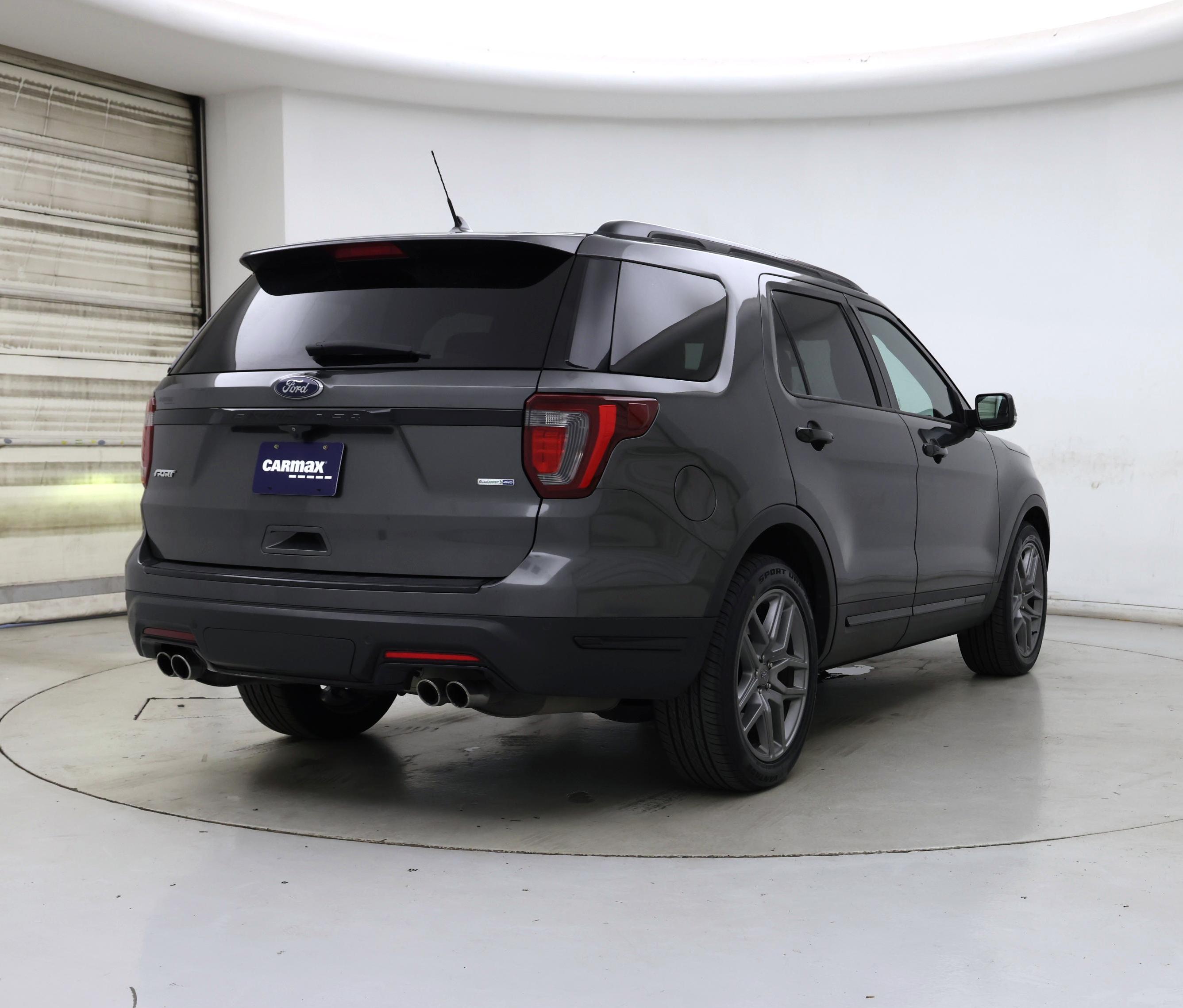 Thumbnail: 2018 Ford Explorer - 8