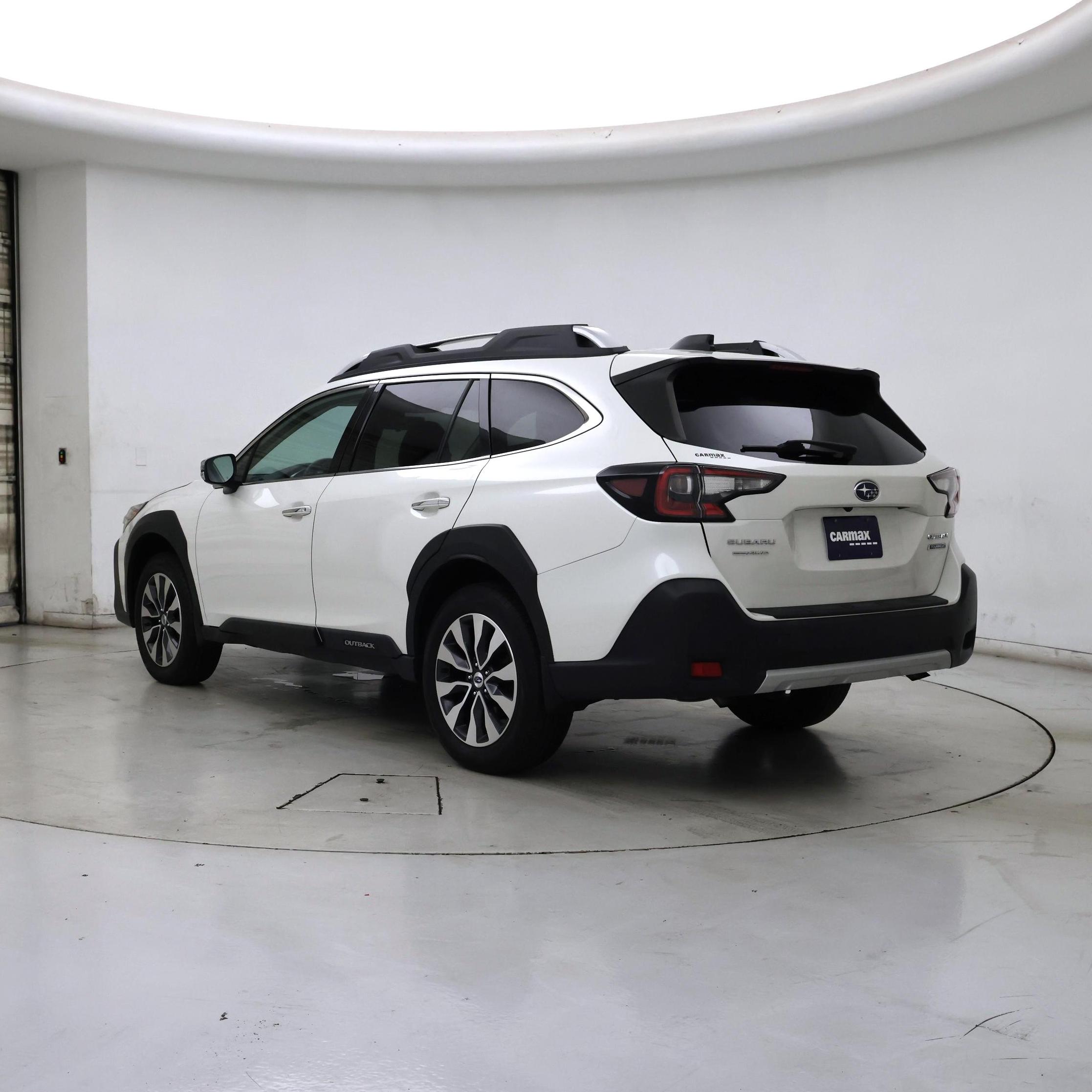 Thumbnail: 2023 Subaru Outback - 2