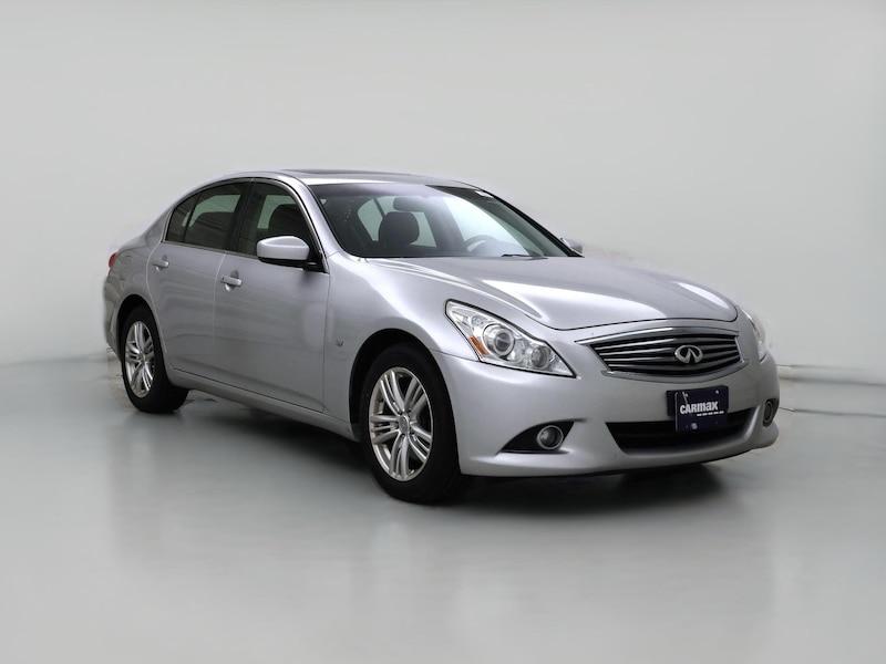 2015 INFINITI   -
                  Manchester, NH